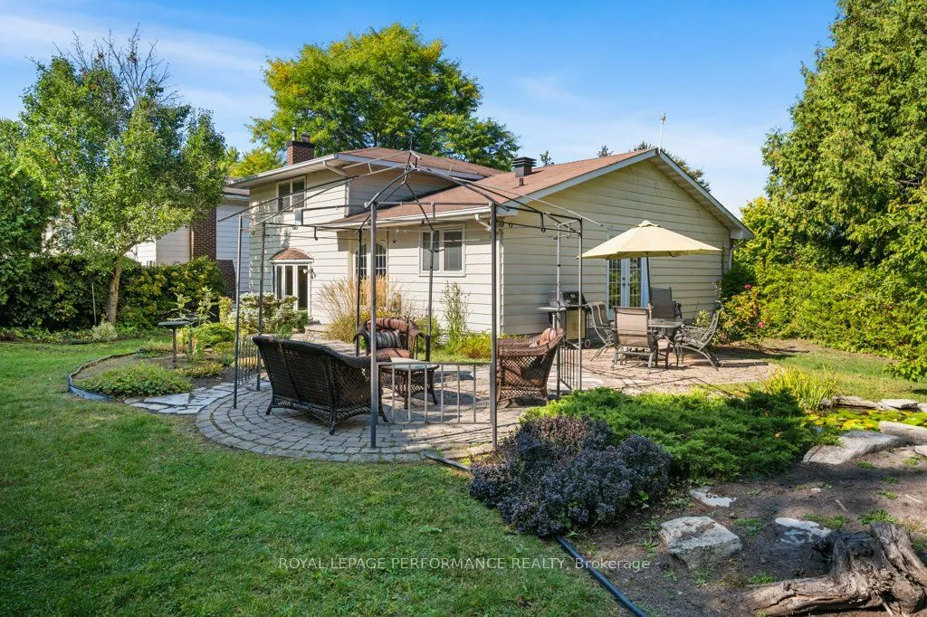 1777 Calumet Lane
