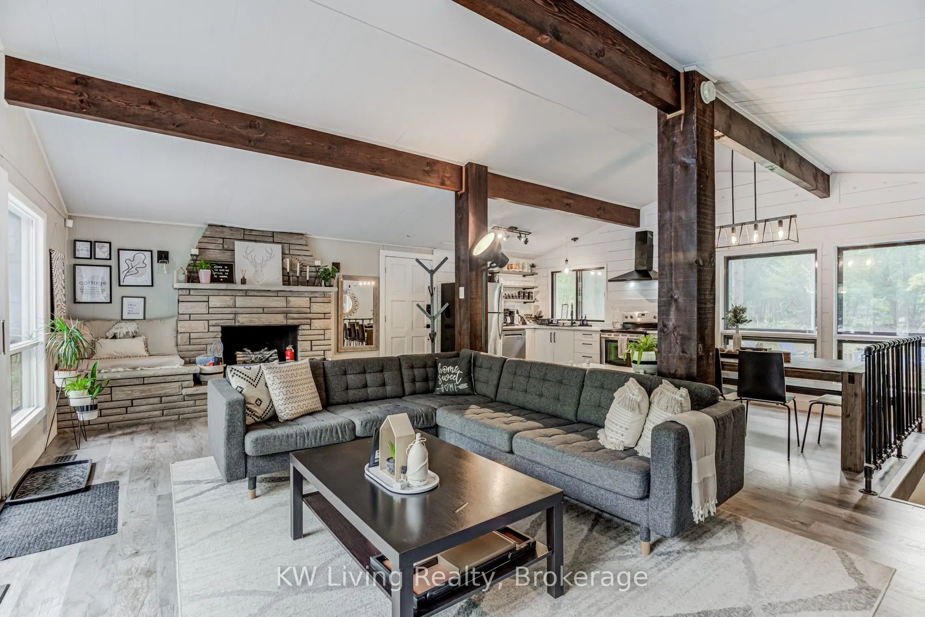 6 Cardinal Drive