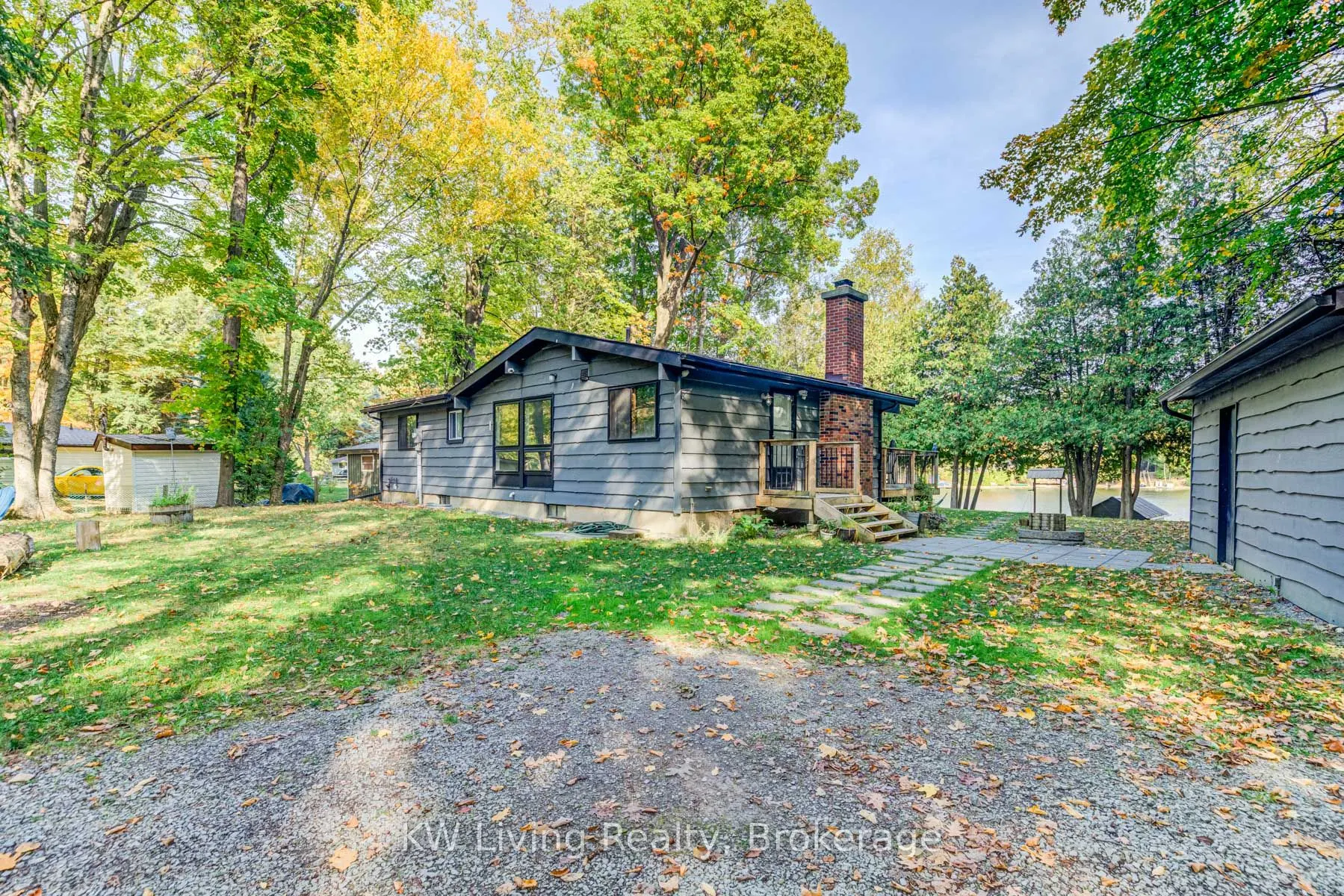 6 Cardinal Drive