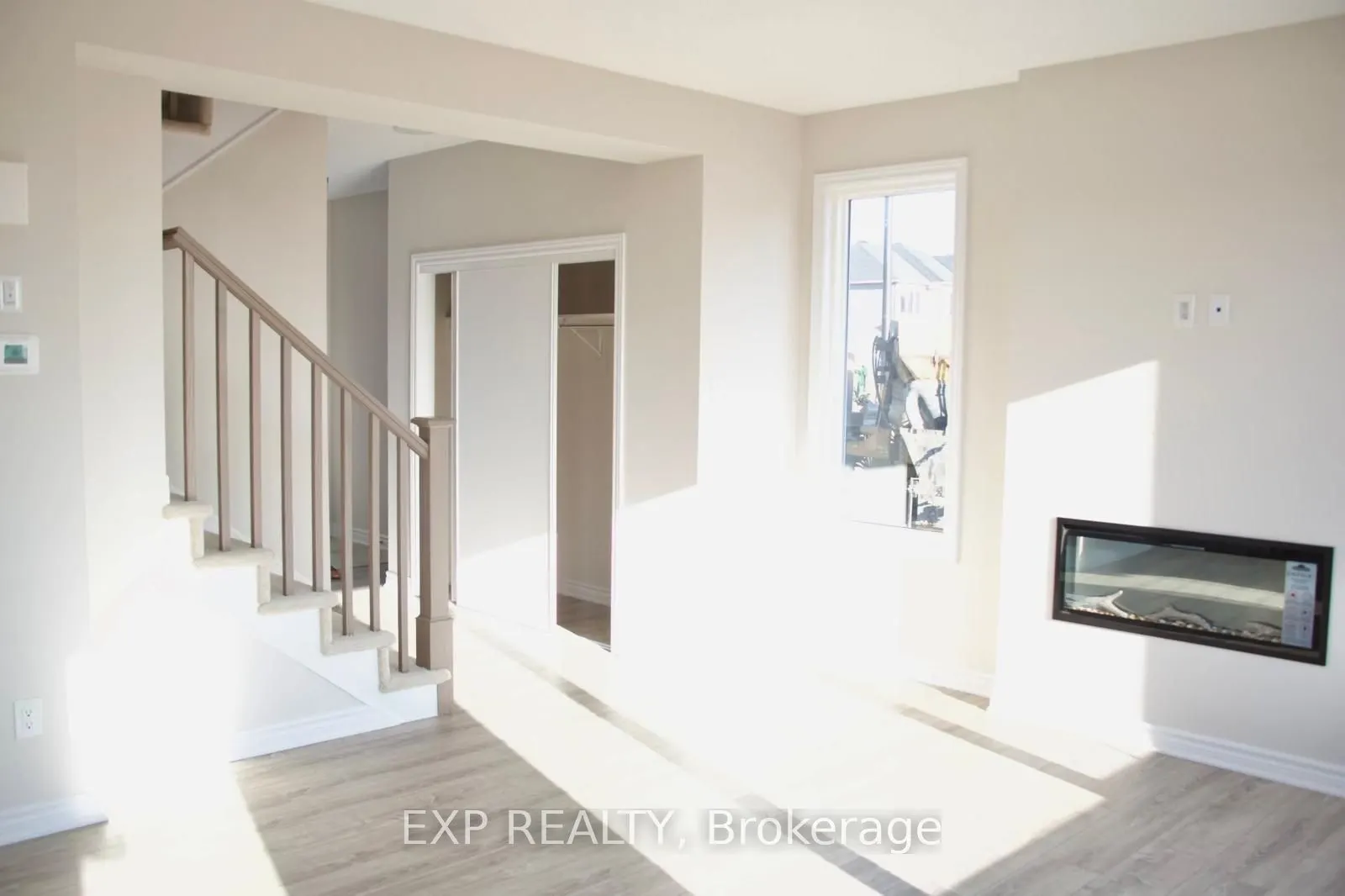805 Anemone Mews
