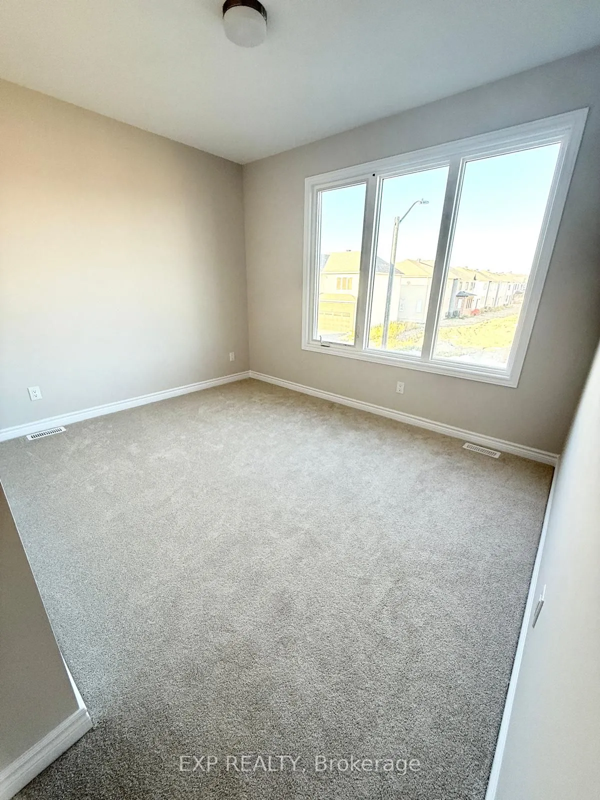 805 Anemone Mews
