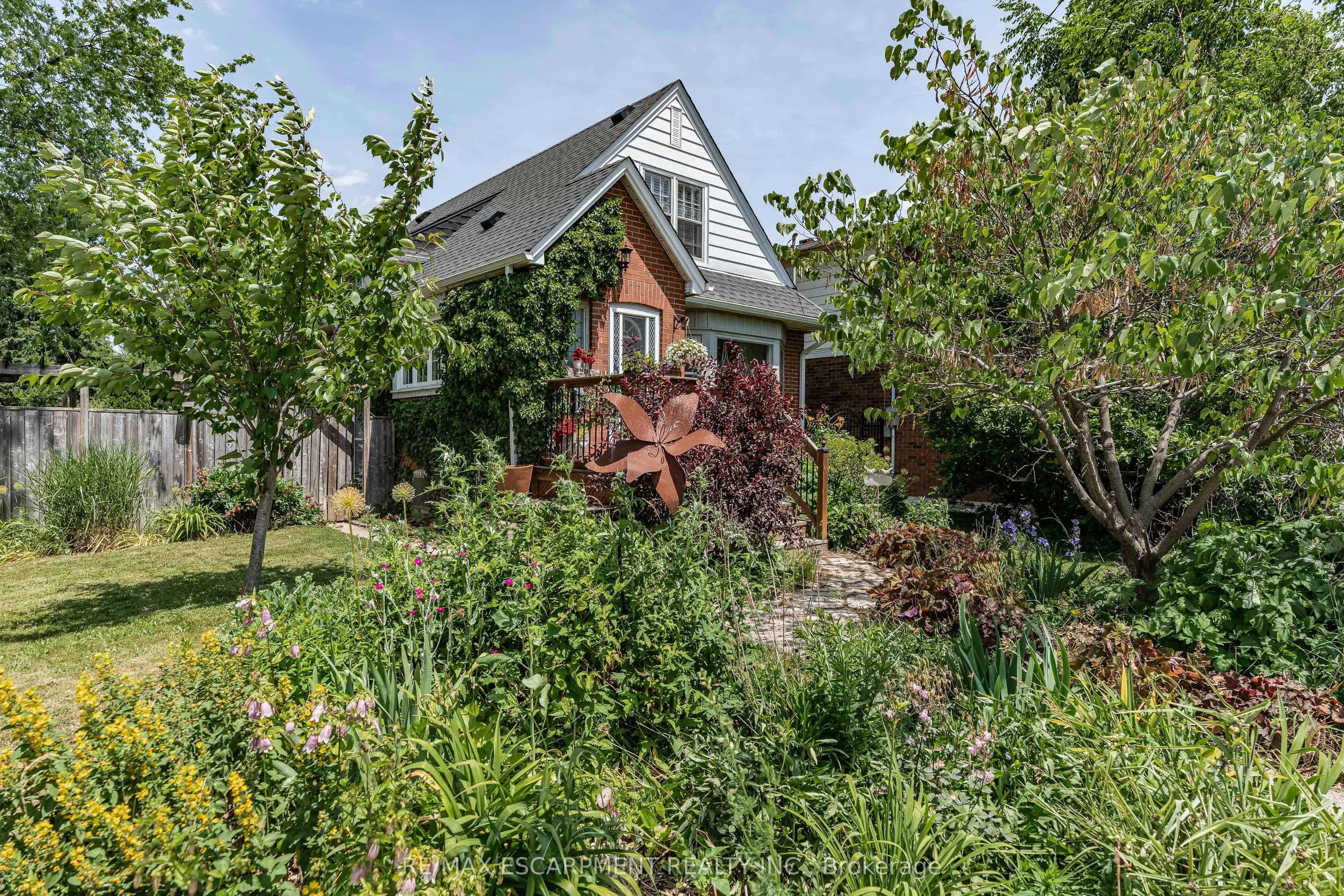 48 Franklin Avenue
