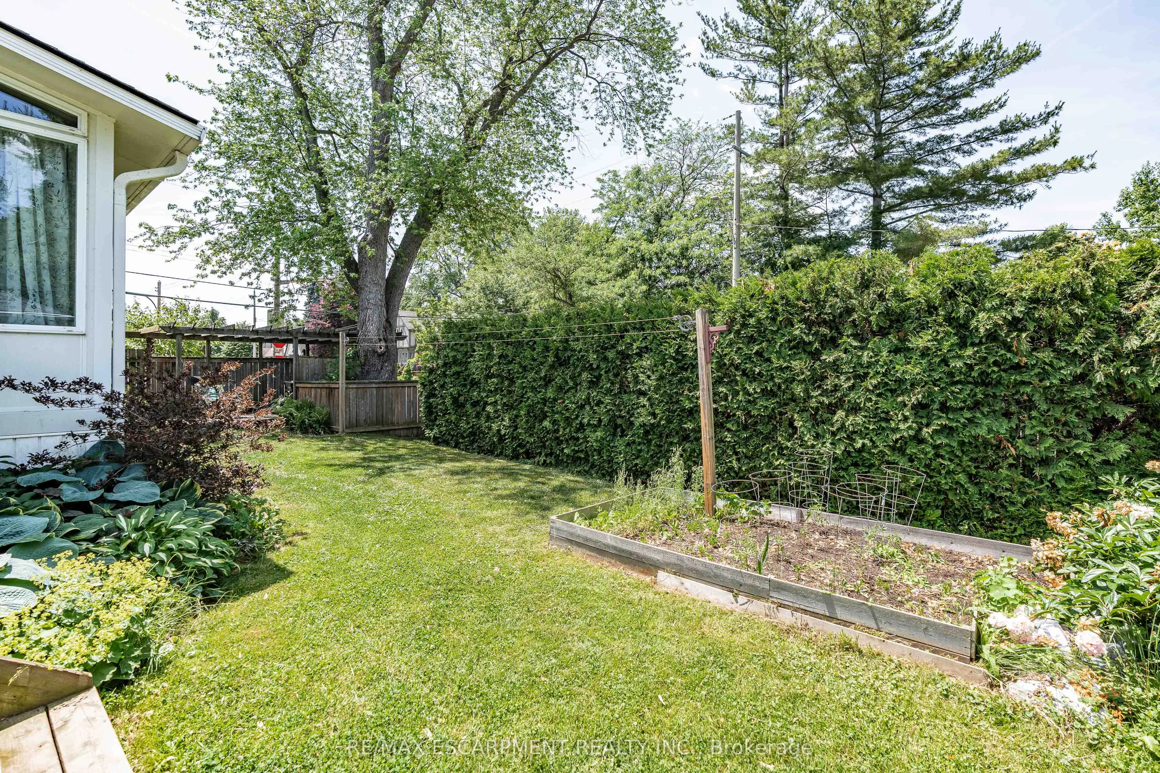 48 Franklin Avenue