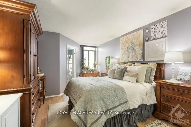 1025 Grenon Avenue, #1101