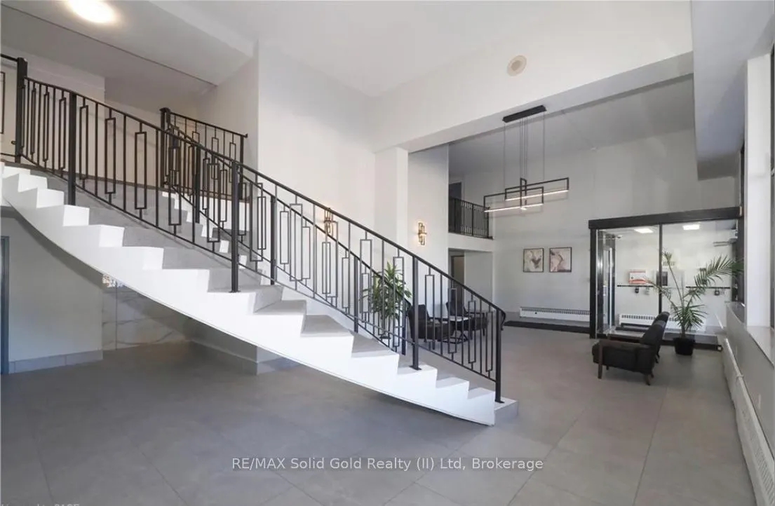 24 Midland Drive, #405