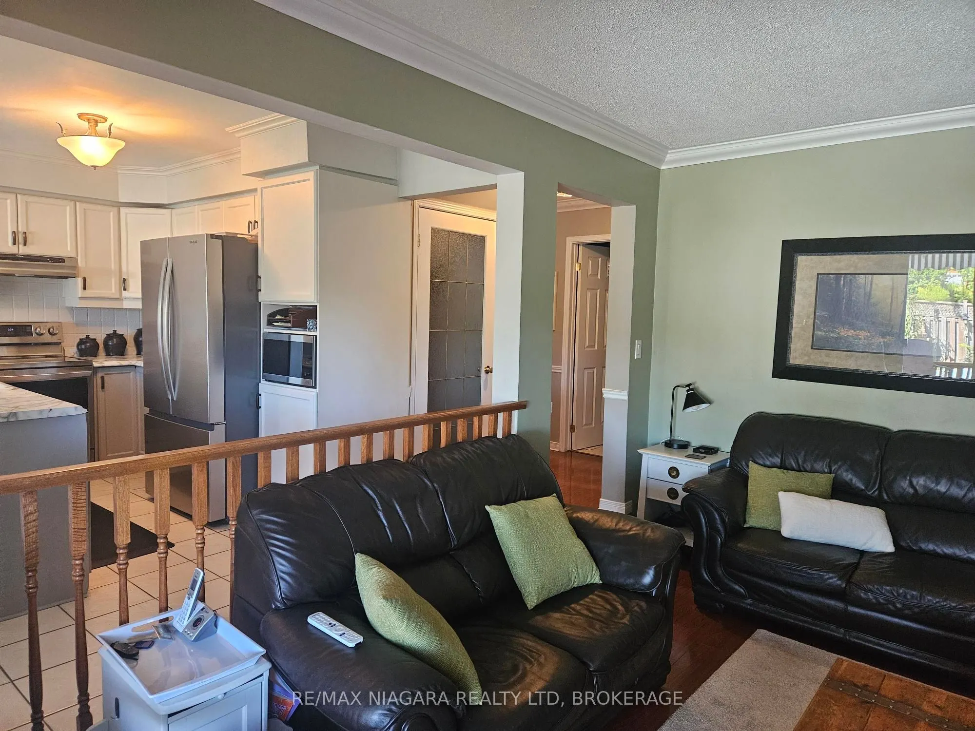 26 Strada Boulevard