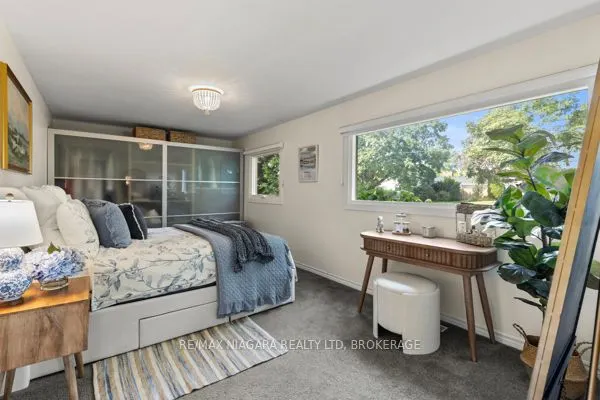 10 Marwood Circle