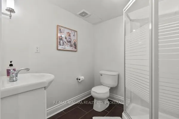 10 Marwood Circle