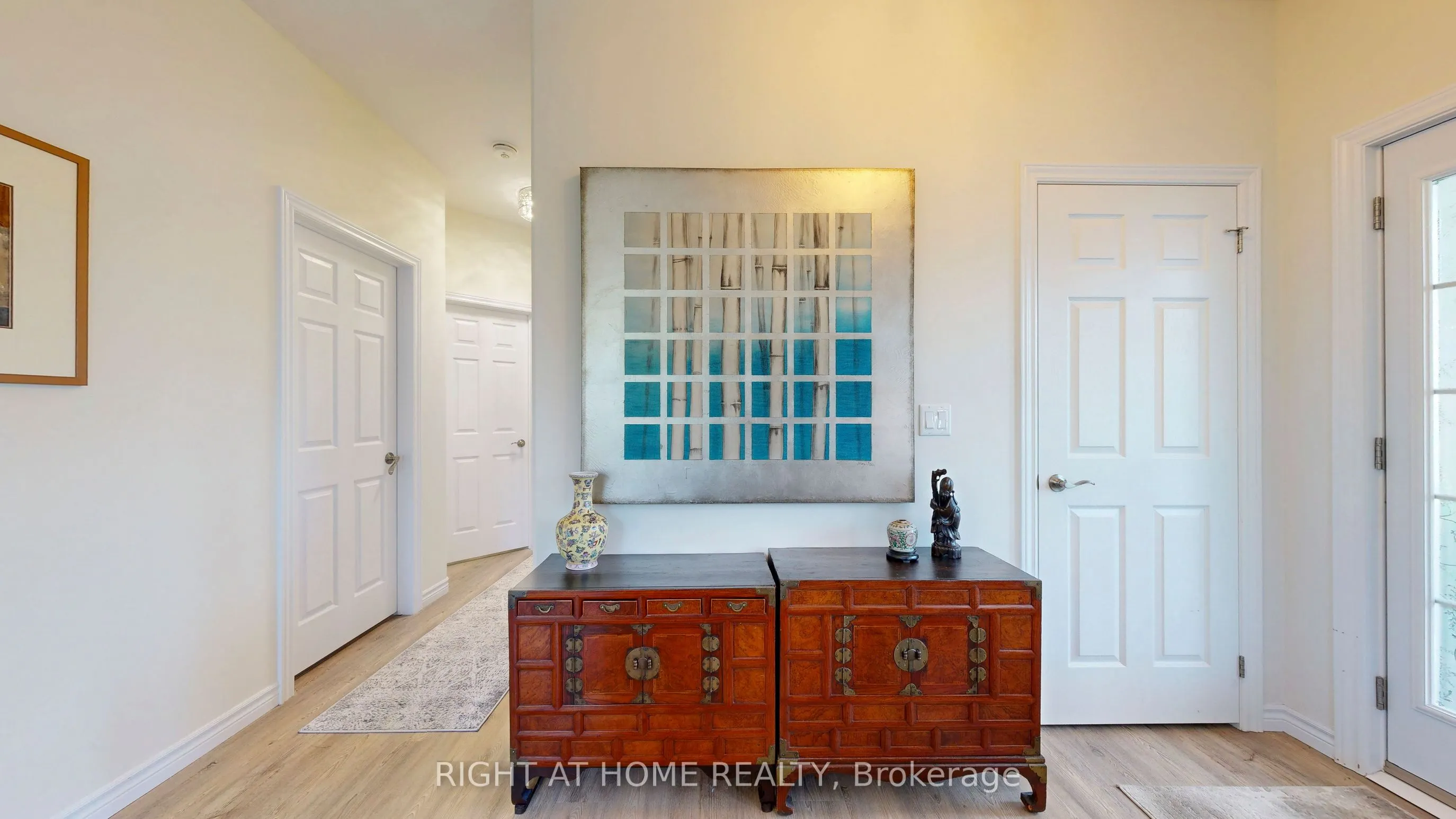 295 Densmore Road, #402