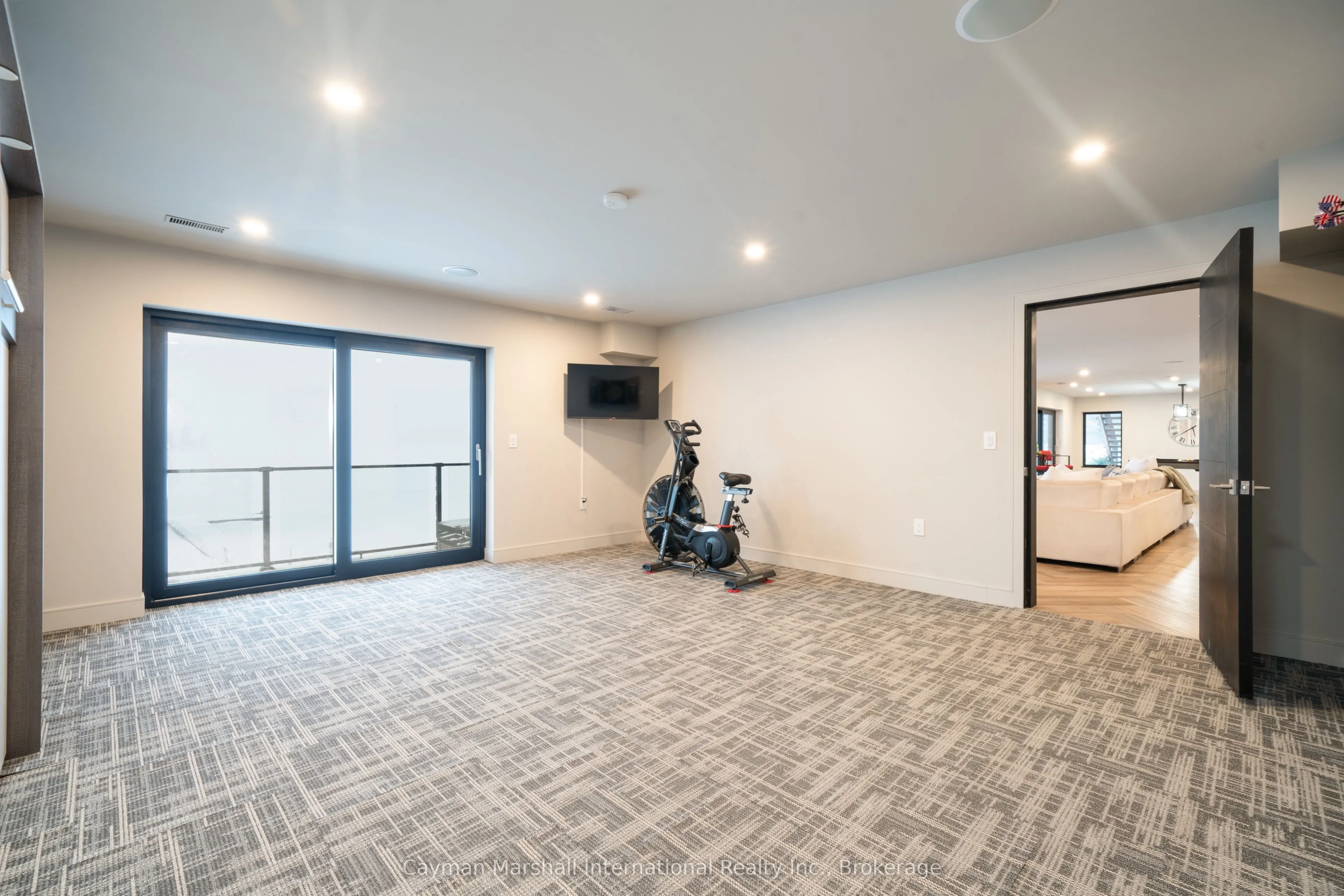 47B George Hunt Memorial Drive W