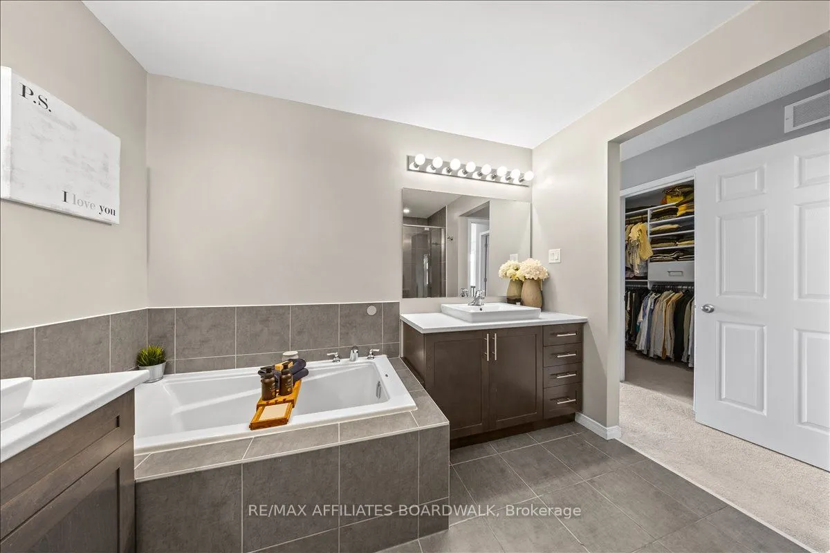 525 Dressage Avenue