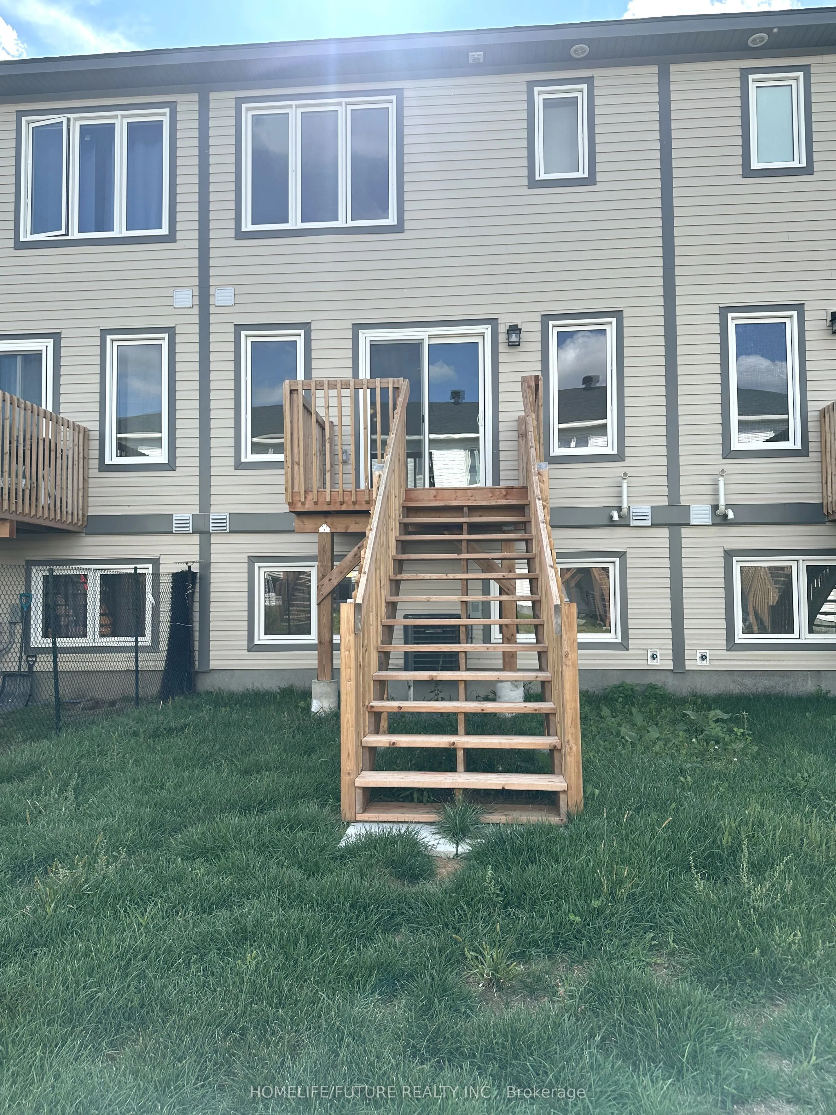16 MARGARET GRAHAM Terrace