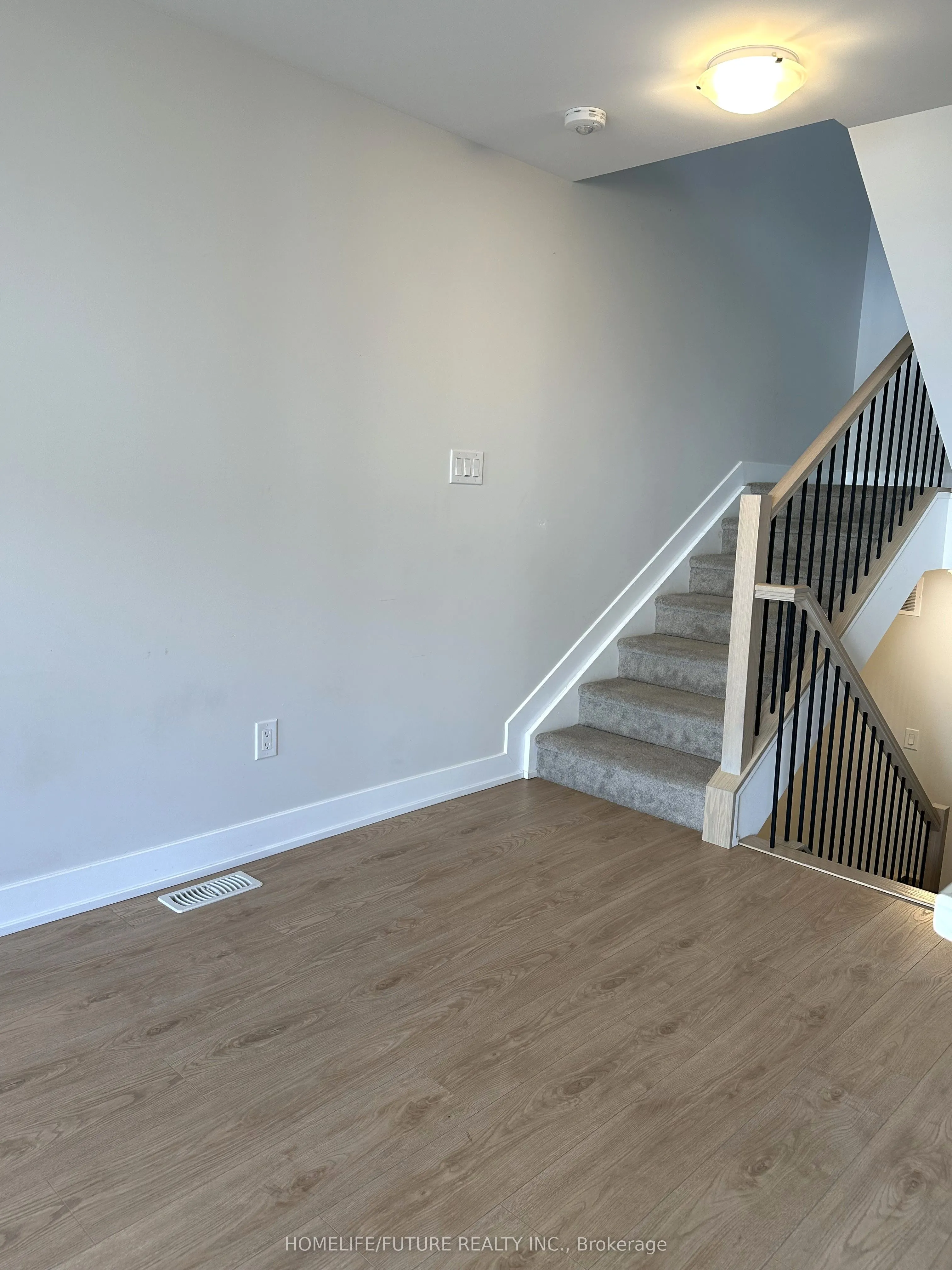16 MARGARET GRAHAM Terrace