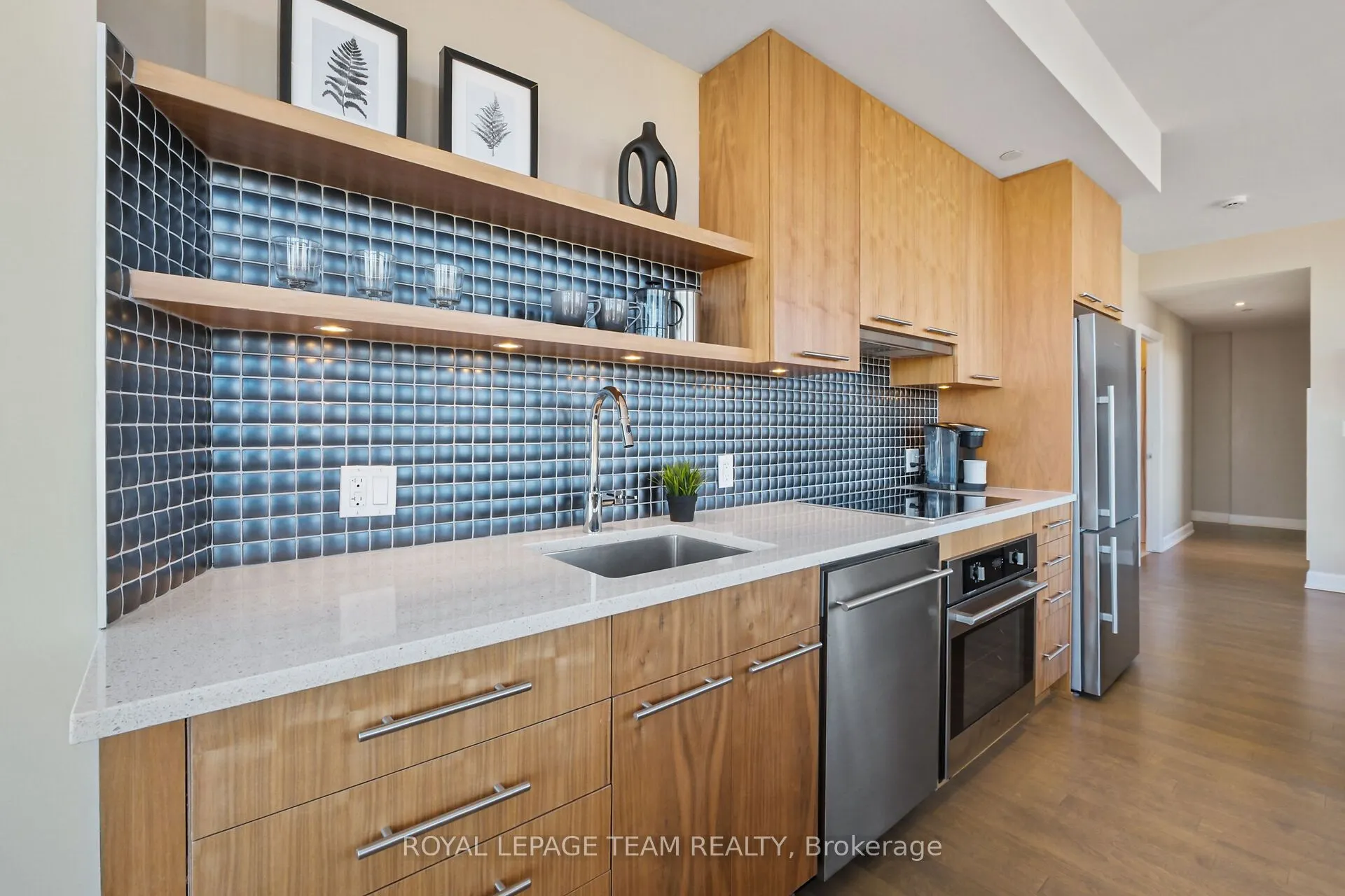 10 Rosemount Avenue, #501