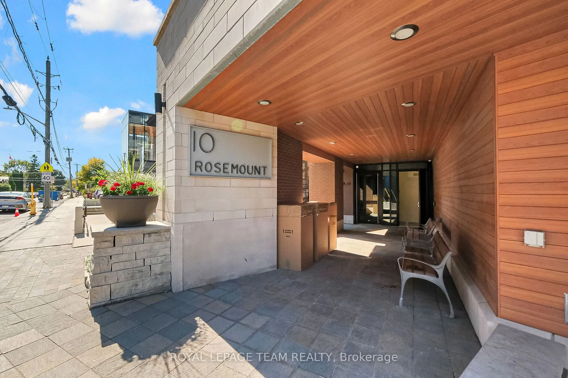 10 Rosemount Avenue, #501