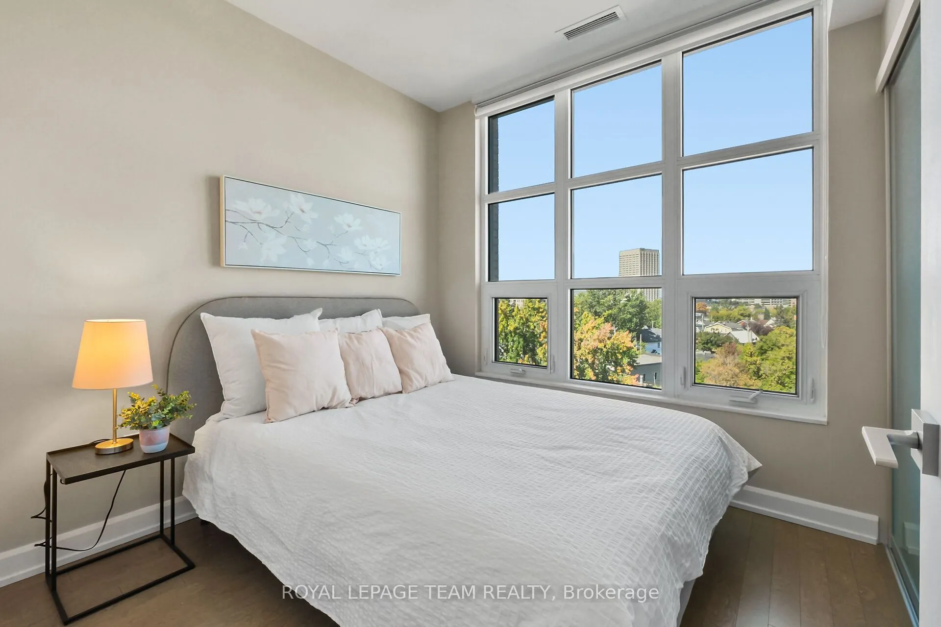 10 Rosemount Avenue, #501
