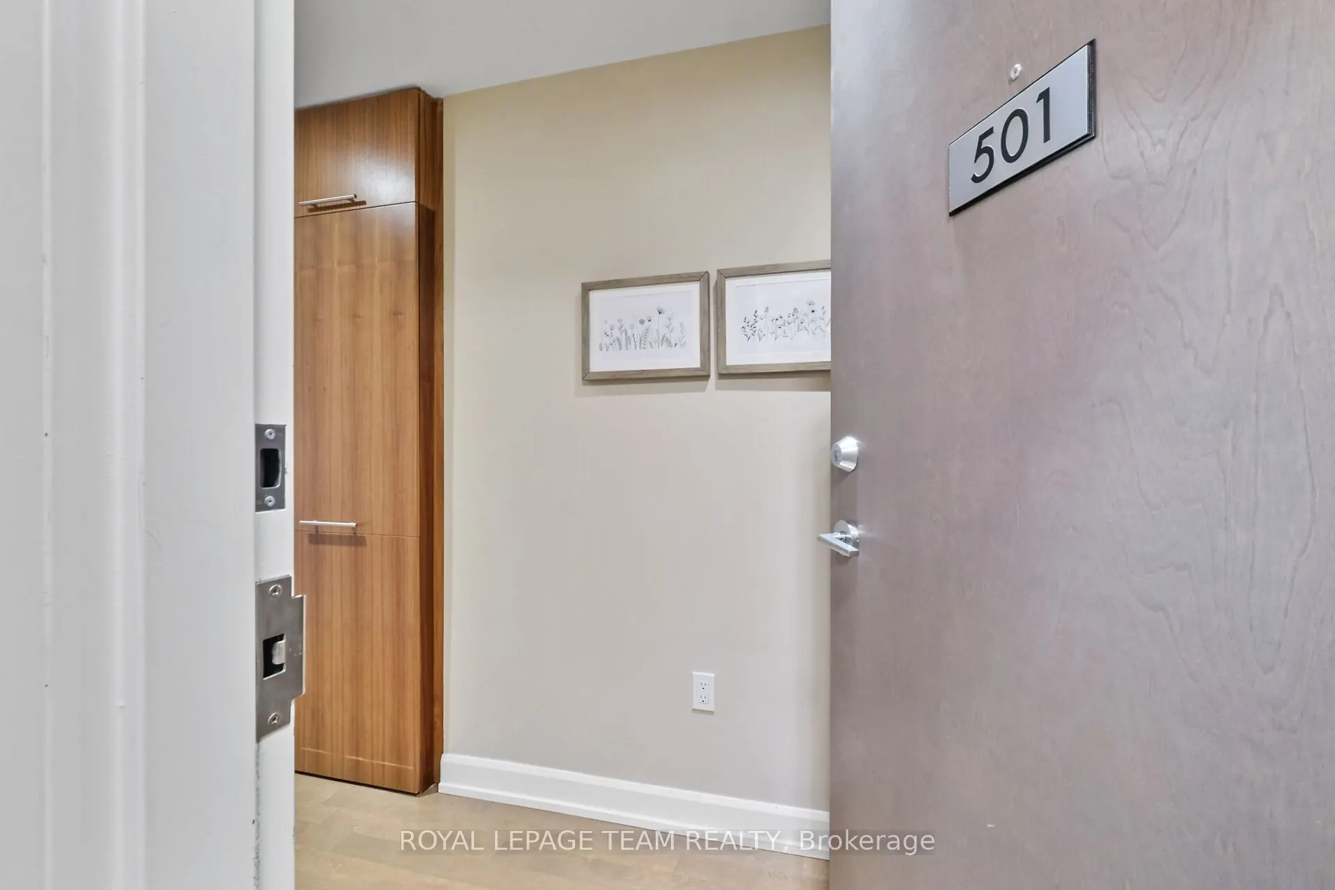 10 Rosemount Avenue, #501