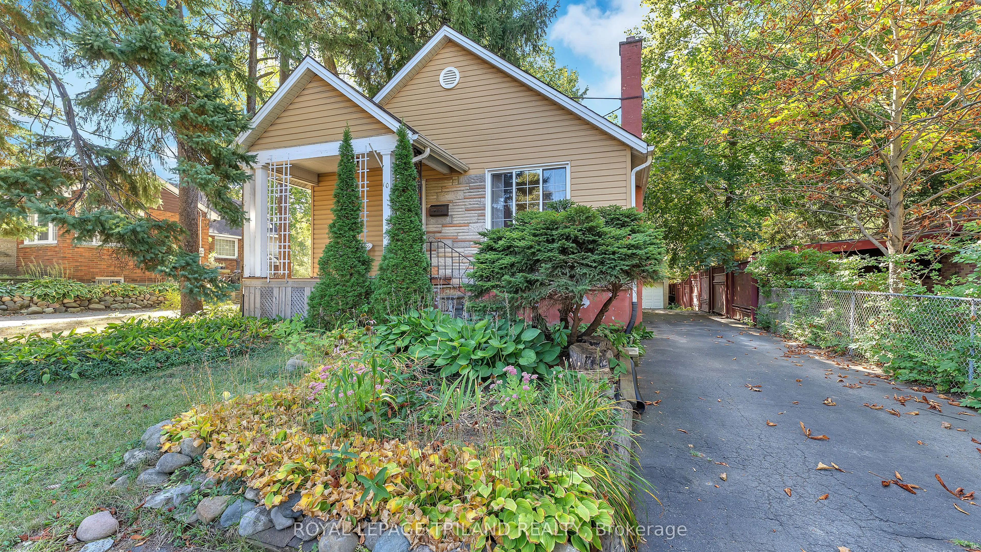 1041 Hamilton Road