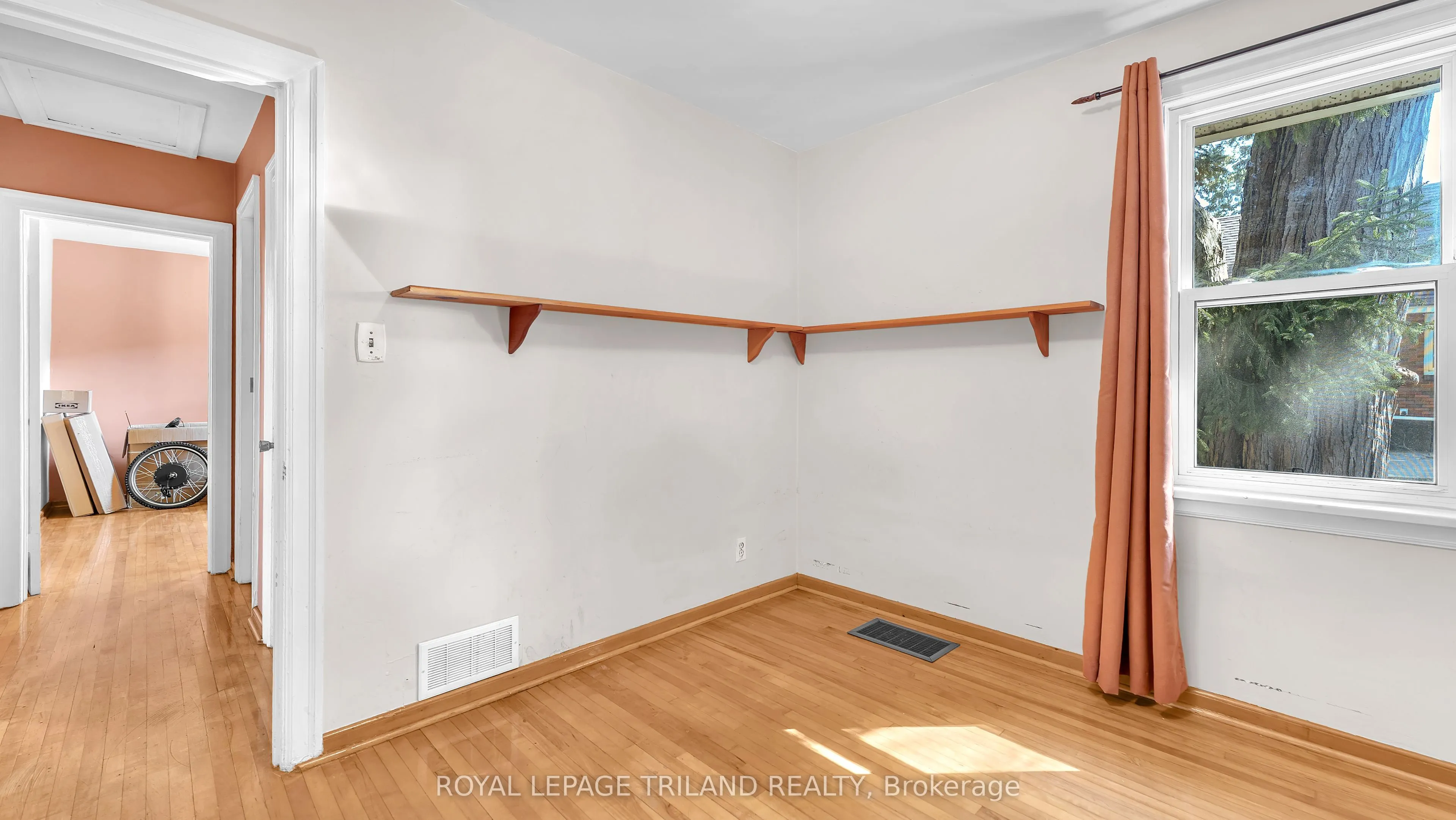 1041 Hamilton Road