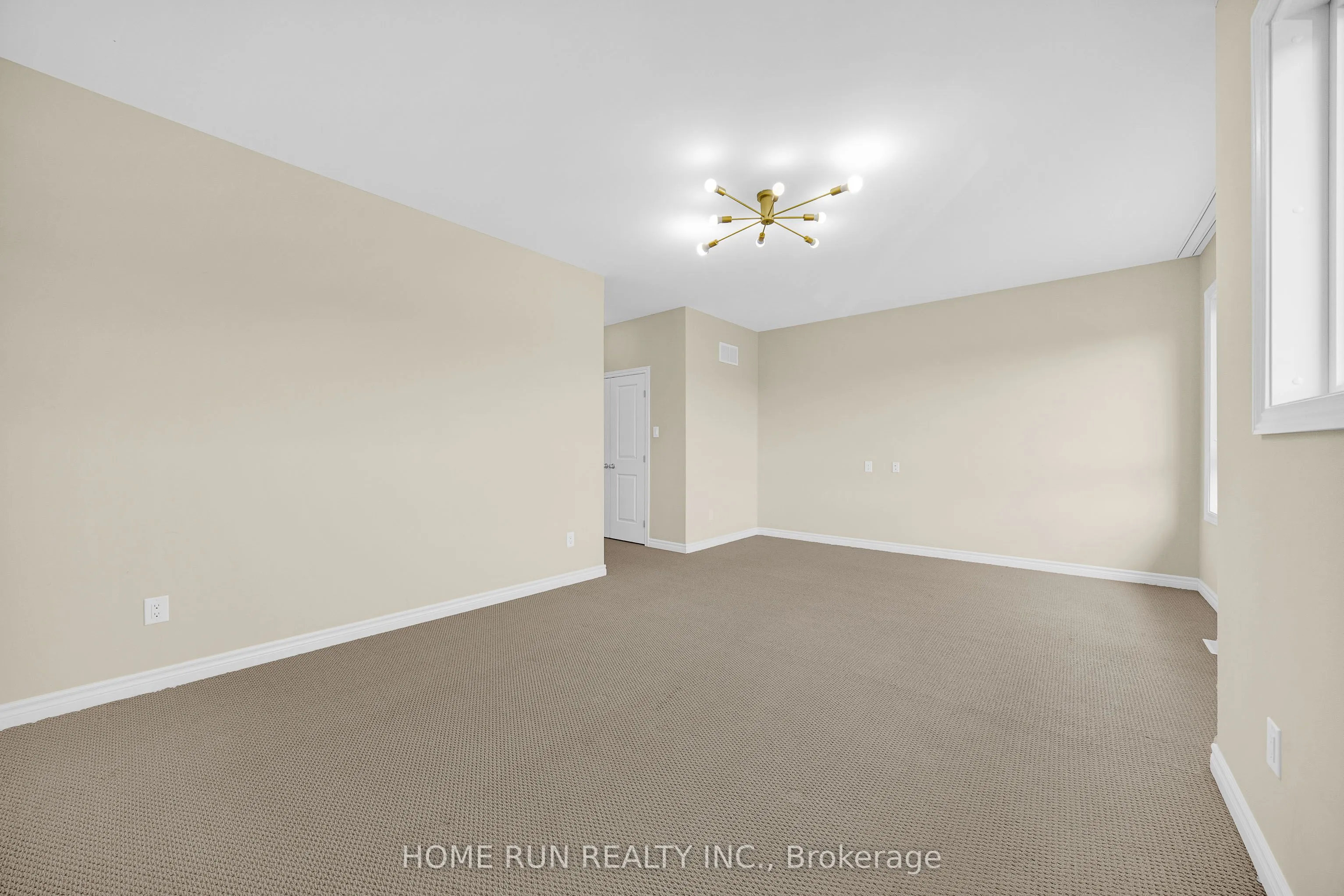 170 Escarpment Crescent