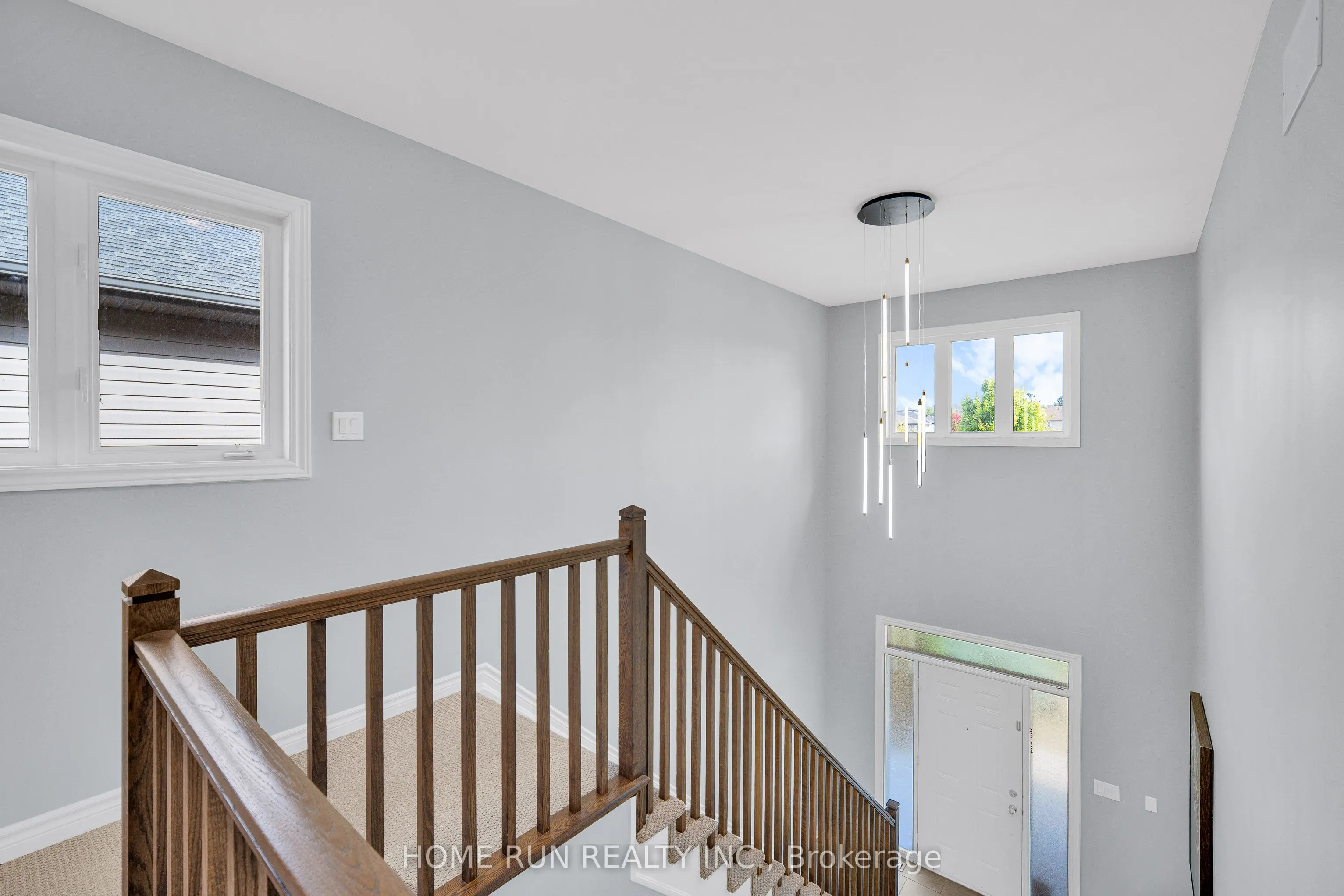 170 Escarpment Crescent