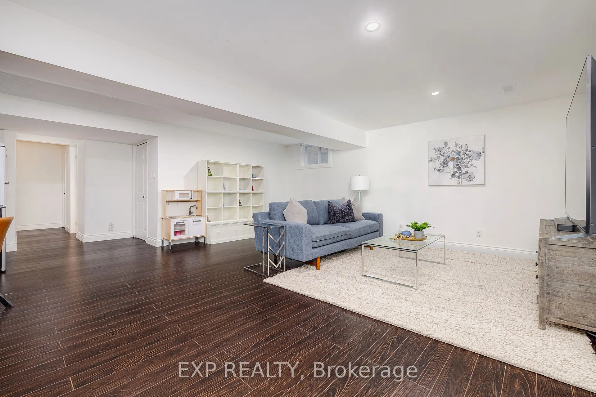 508 Brookmill Crescent