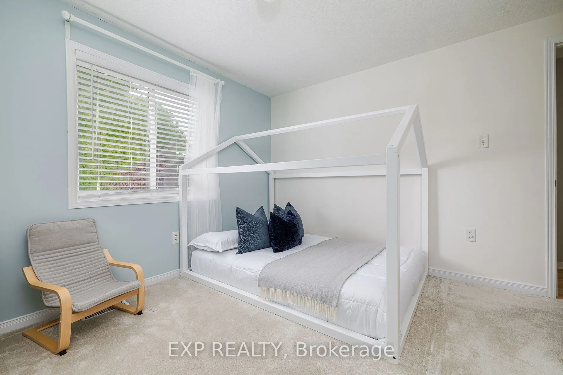 508 Brookmill Crescent
