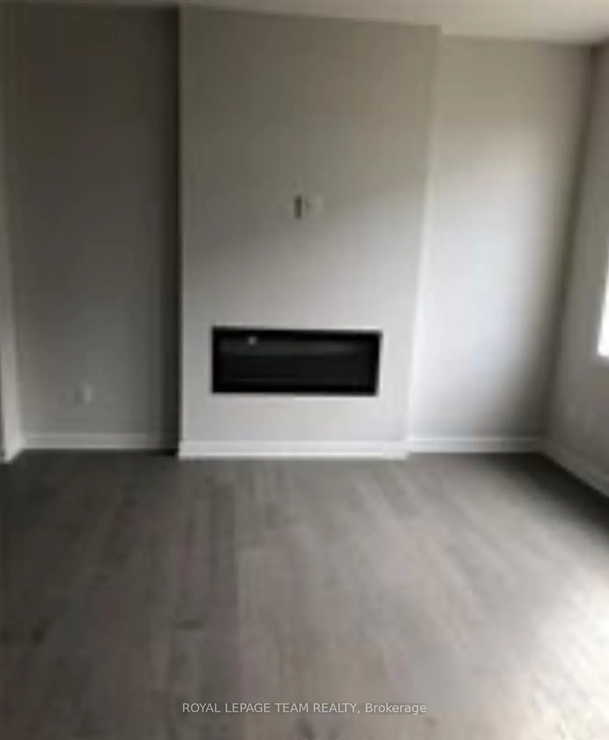 502 Loury Row