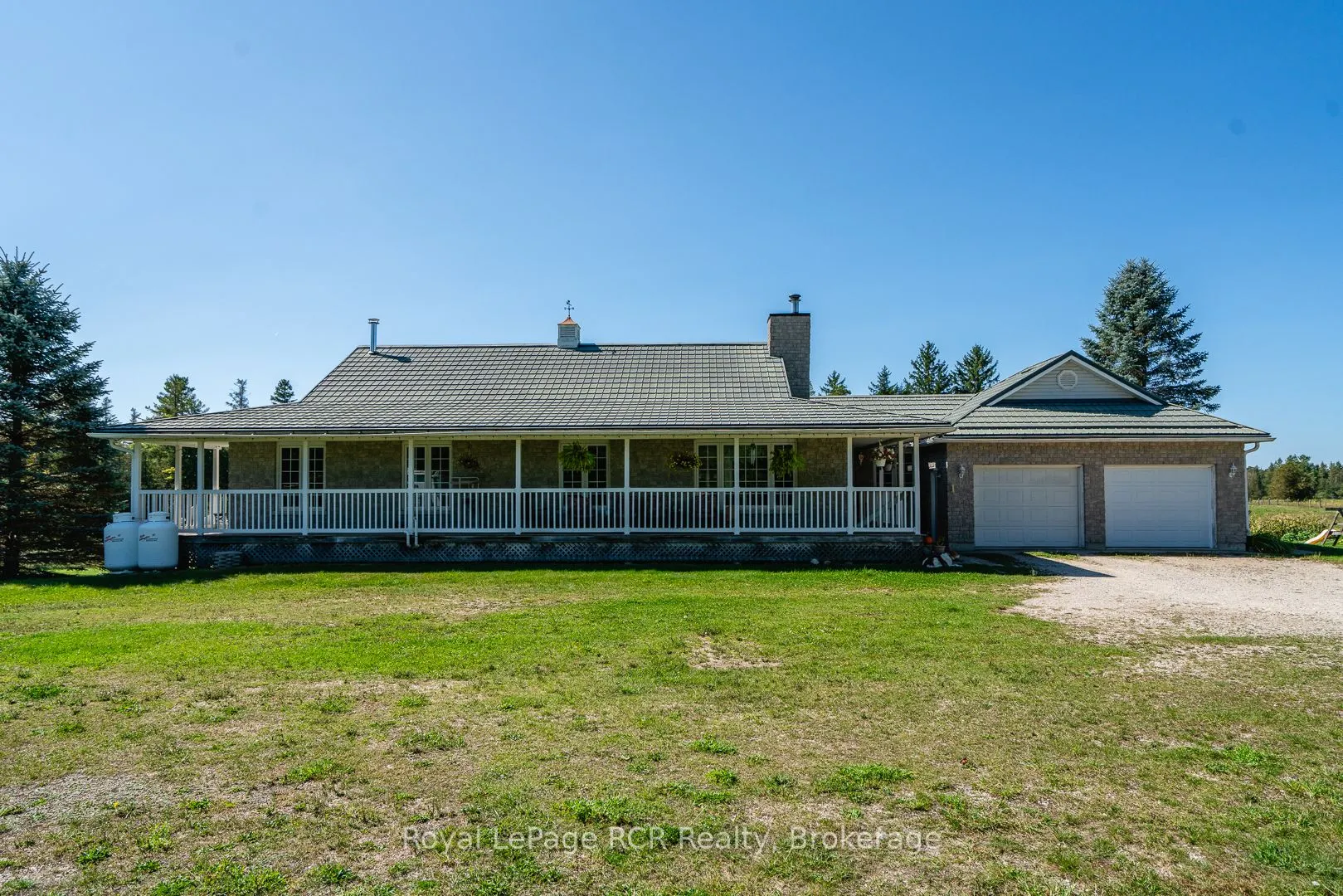 114228 Grey Road 3 Road