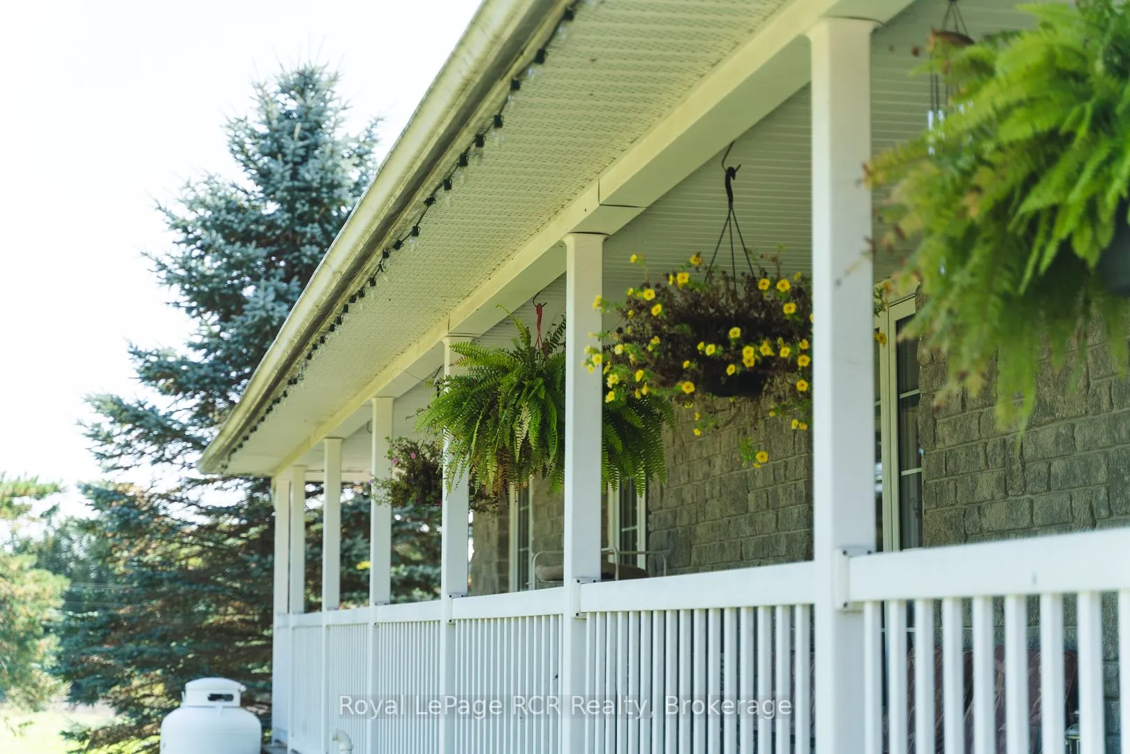 114228 Grey Road 3 Road