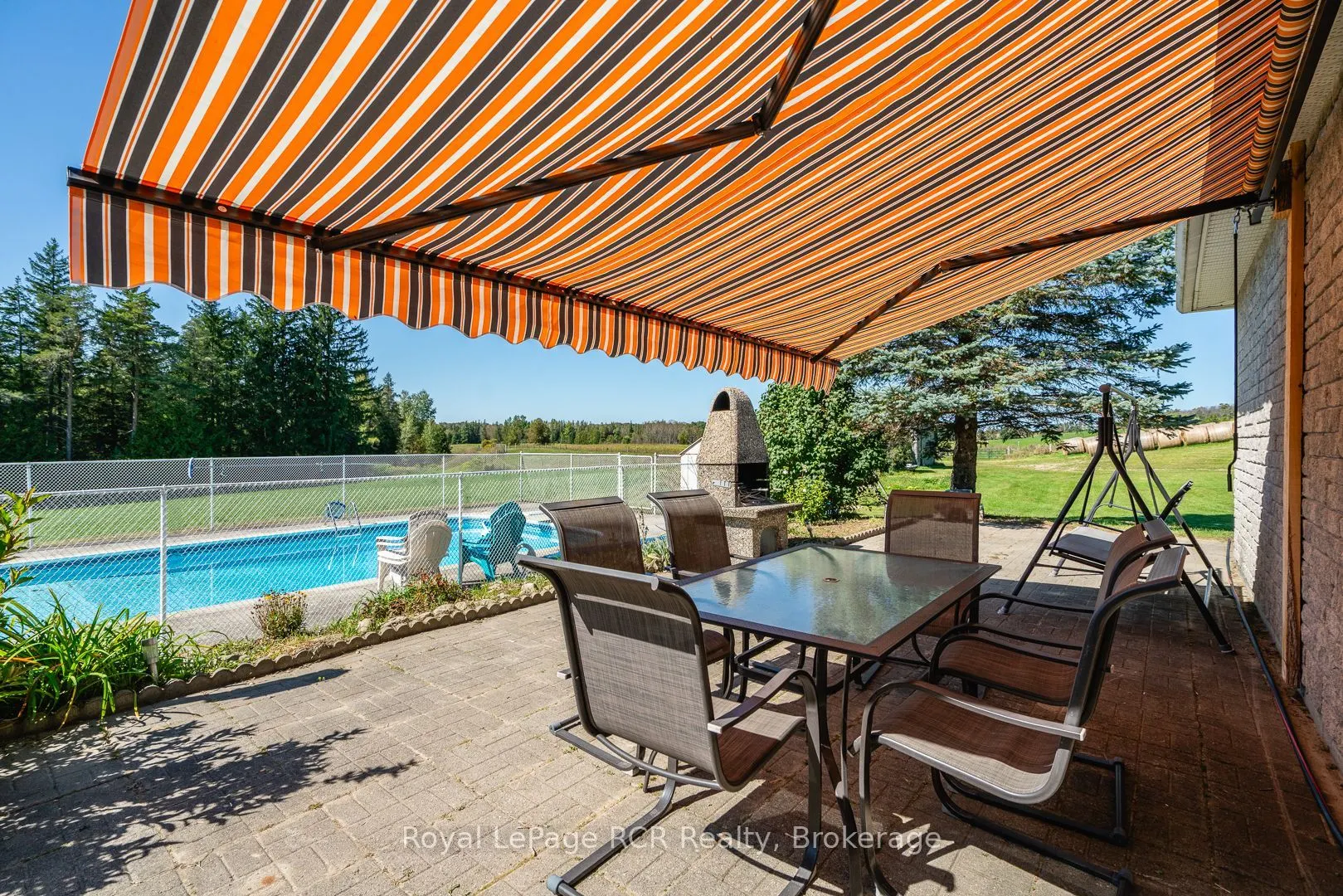 114228 Grey Road 3 Road