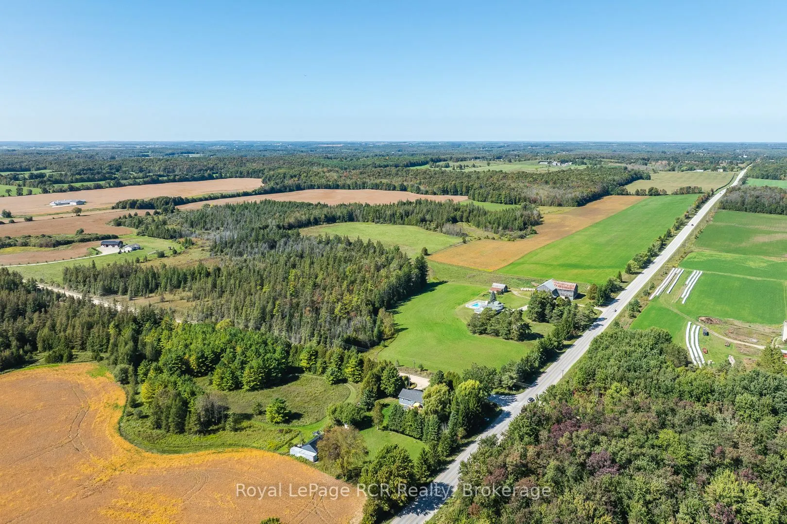 114228 Grey Road 3 Road