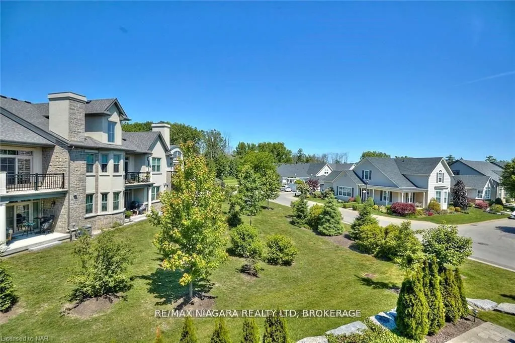 6 St. Andrews Lane S, #6