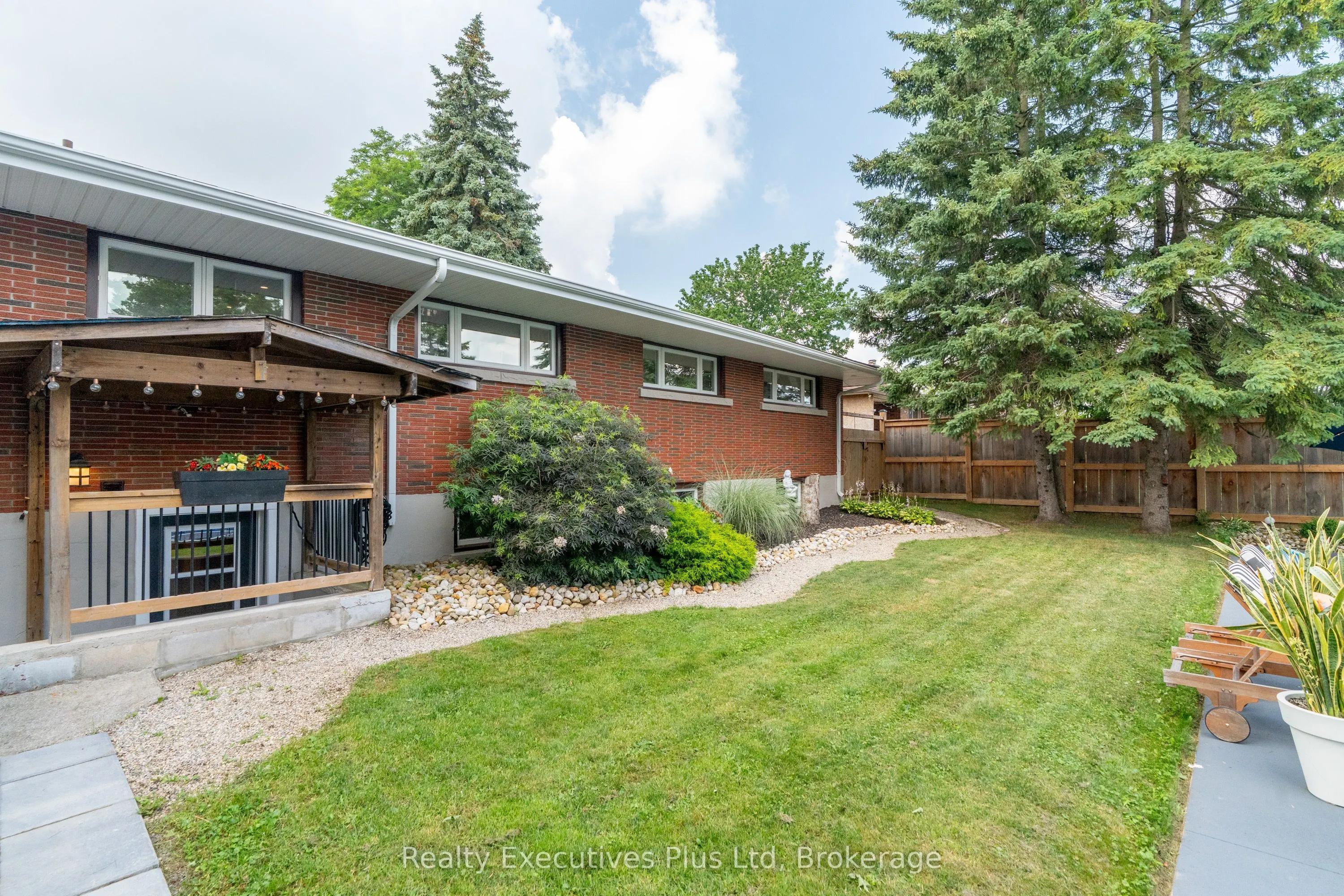 135 Cityview Drive