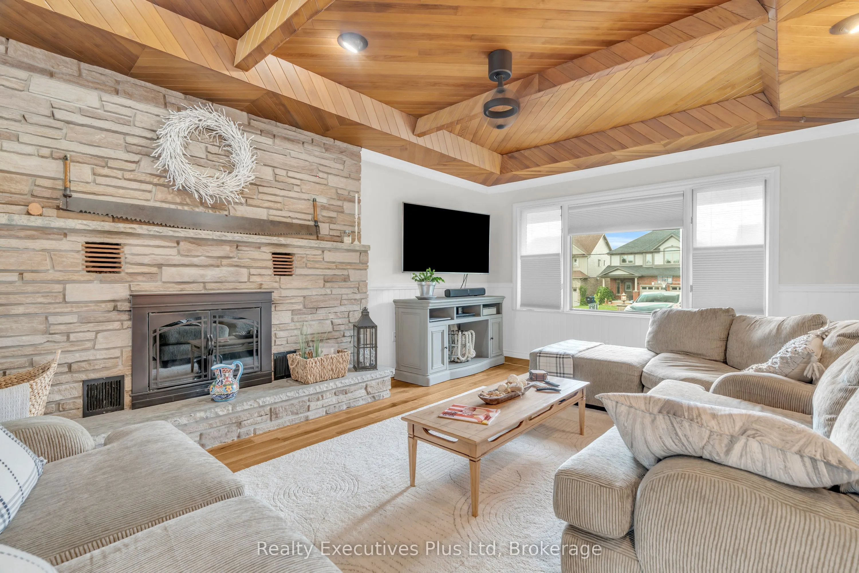 135 Cityview Drive
