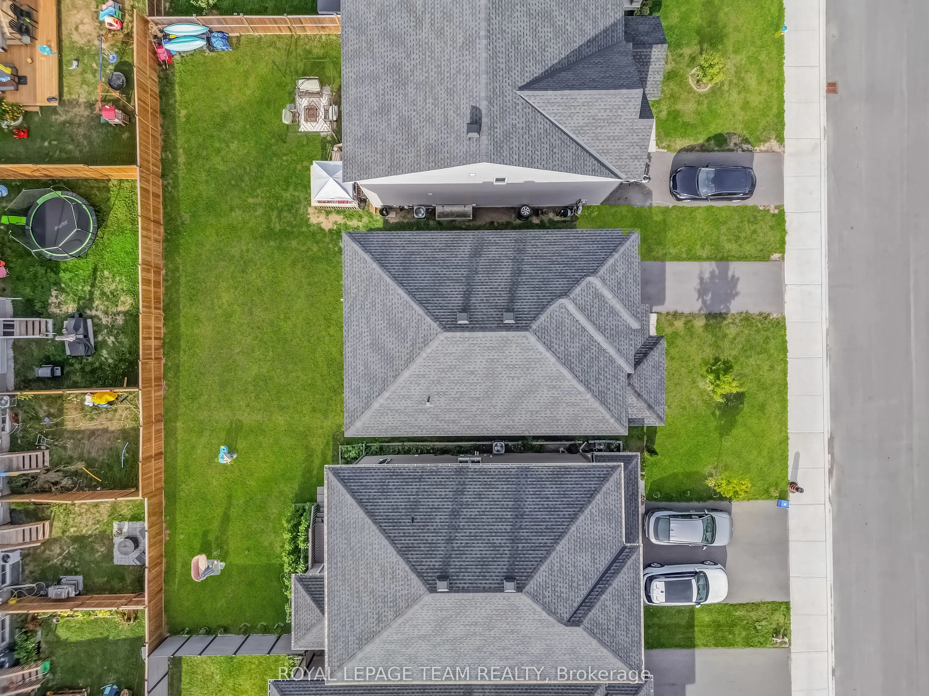 51 Robertson Lane