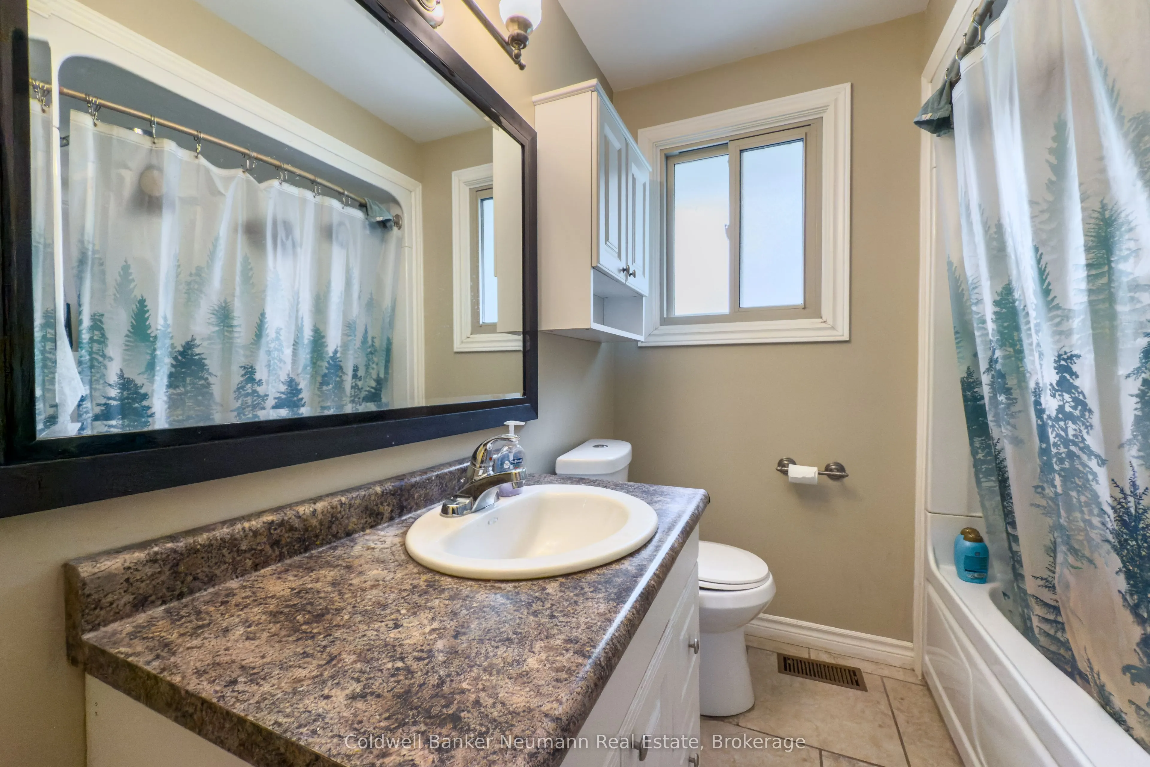 27 Julia Drive, #Upper