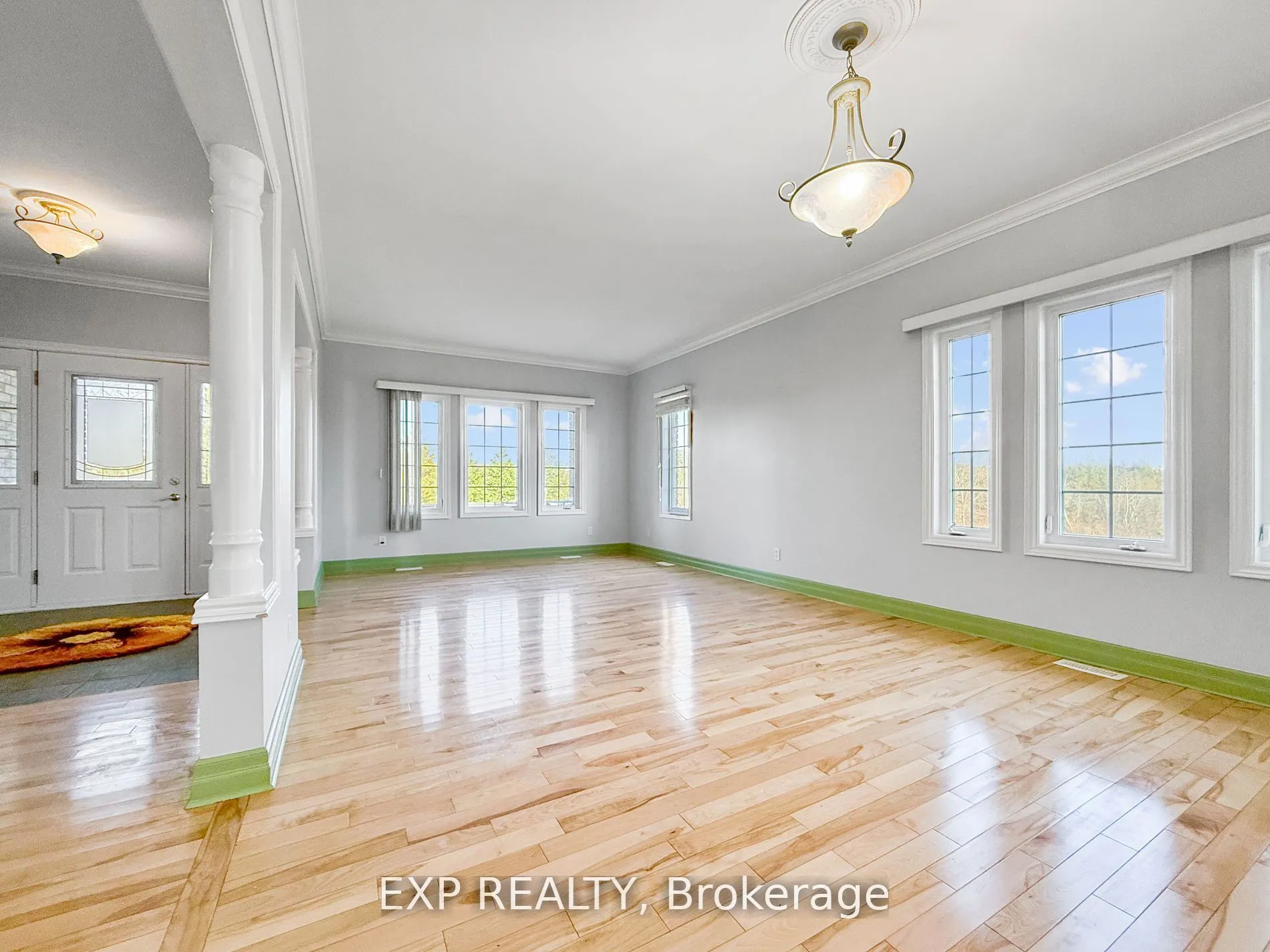 296 Montgomery Road
