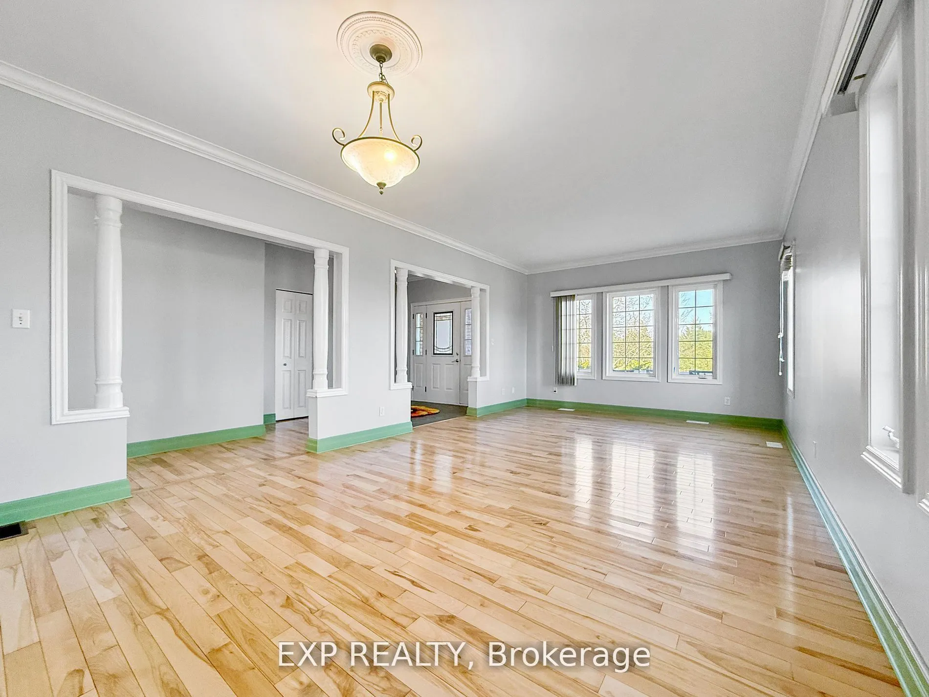 296 Montgomery Road