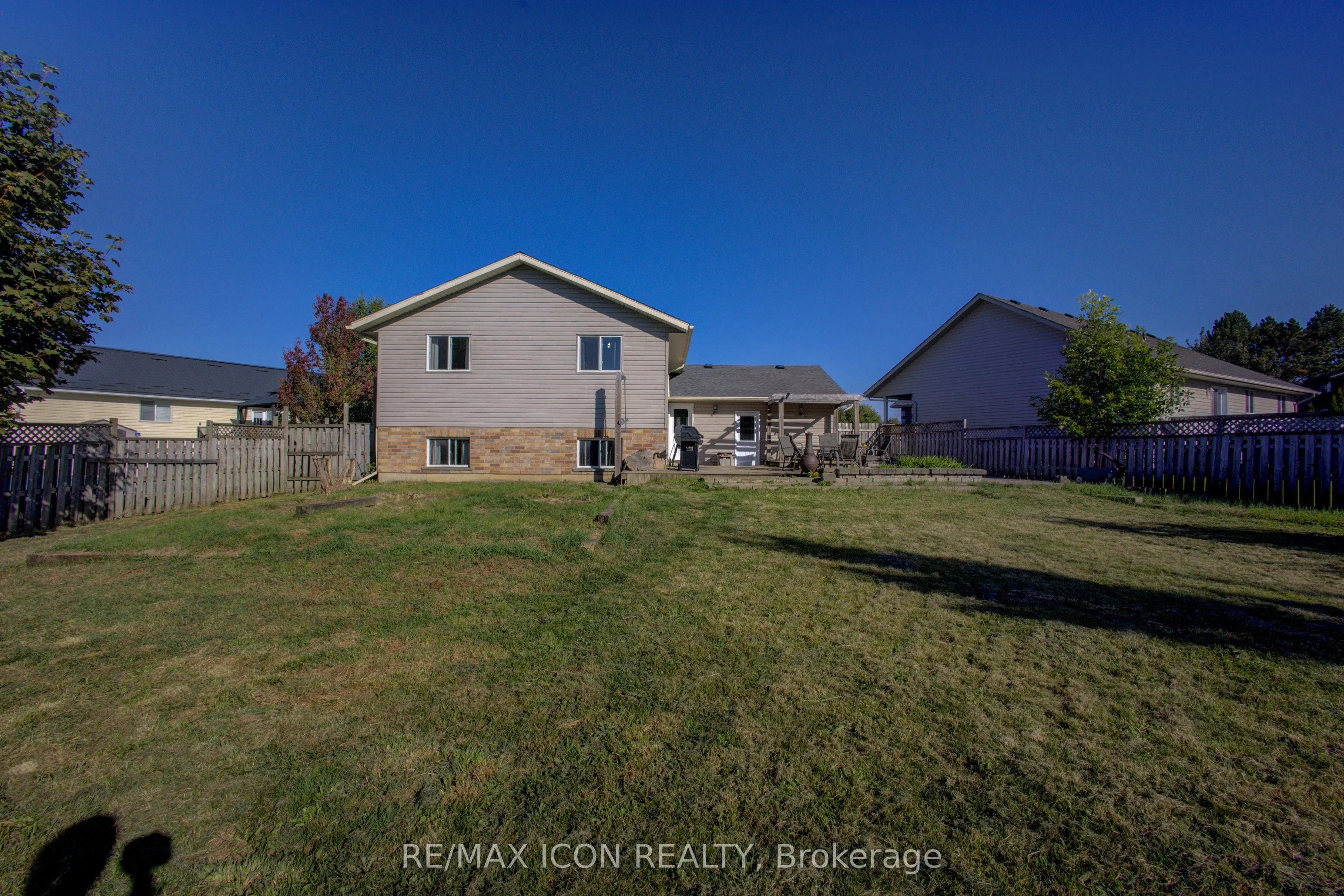 105 Connery Road