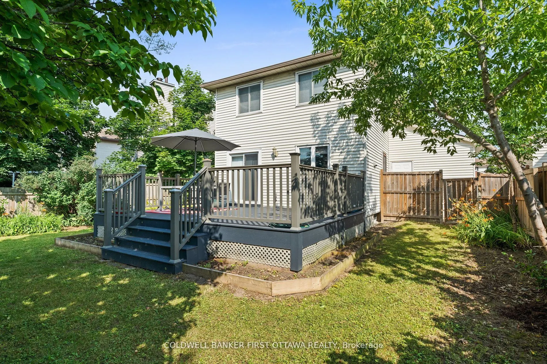 1883 DES PRAIRIES Avenue