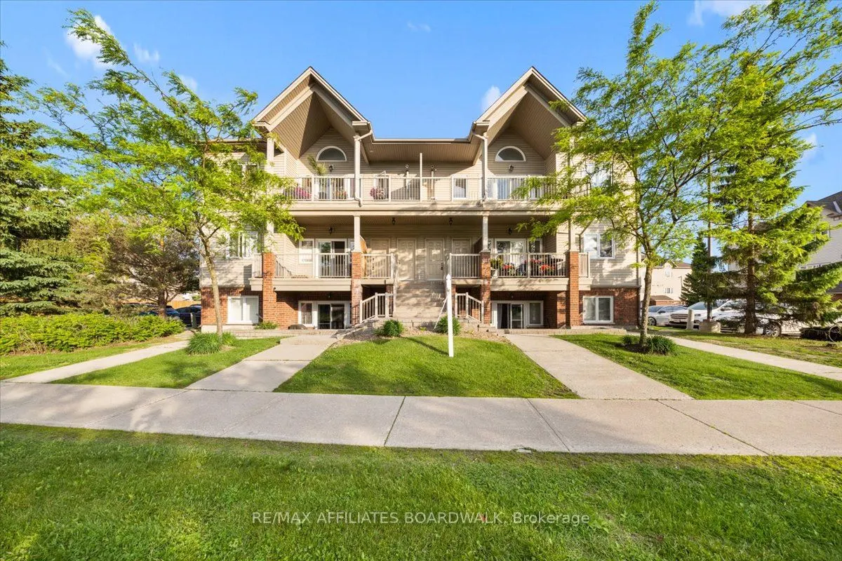 241 Crestway Crescent Drive, #I