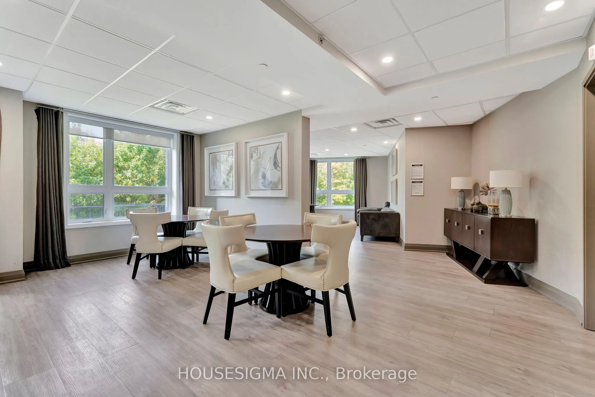 125 Shoreview Place, #322