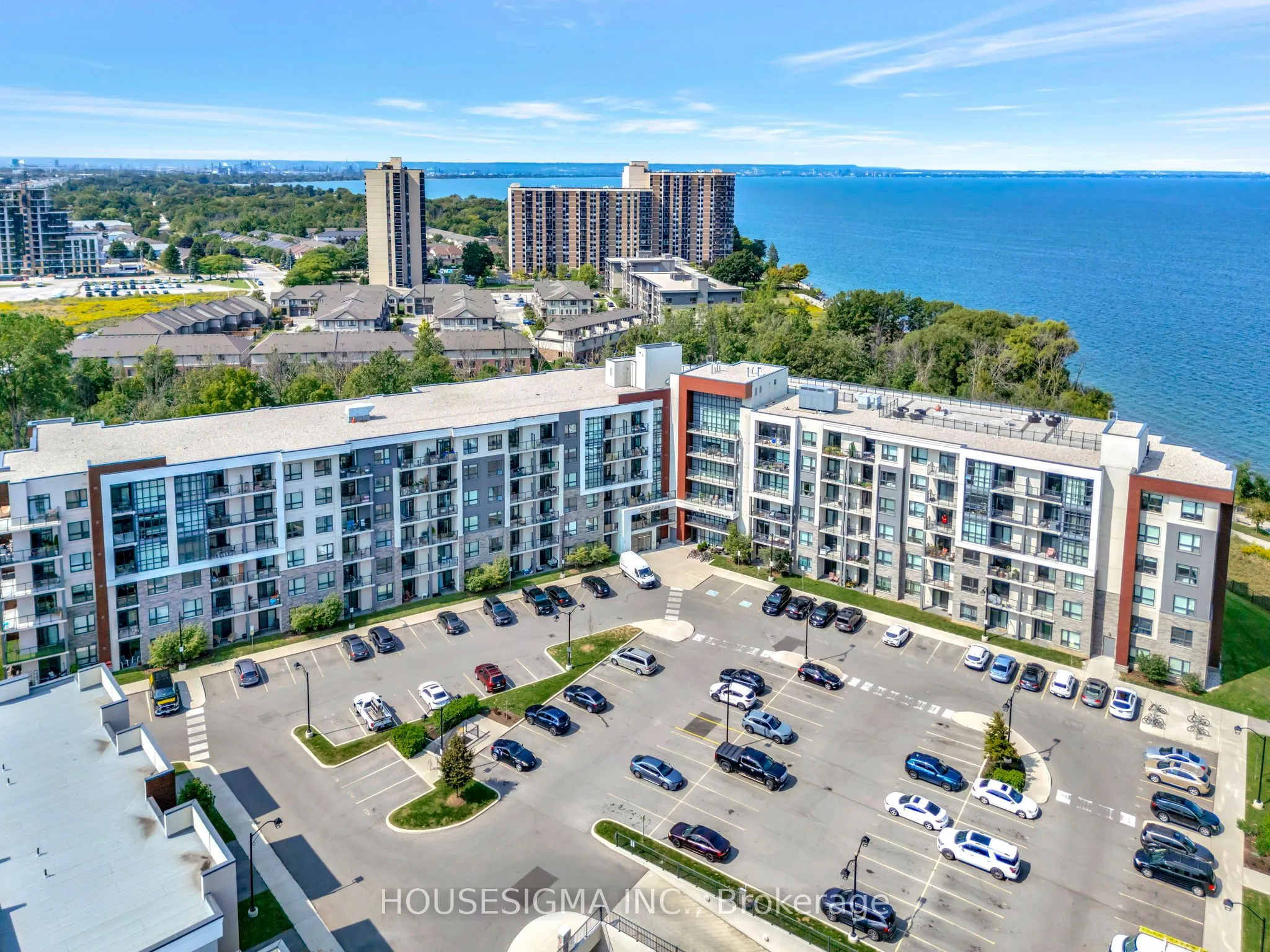 125 Shoreview Place, #322