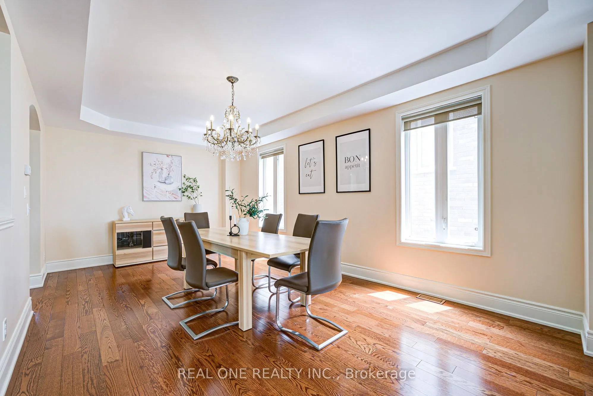 112 Sutherland Crescent