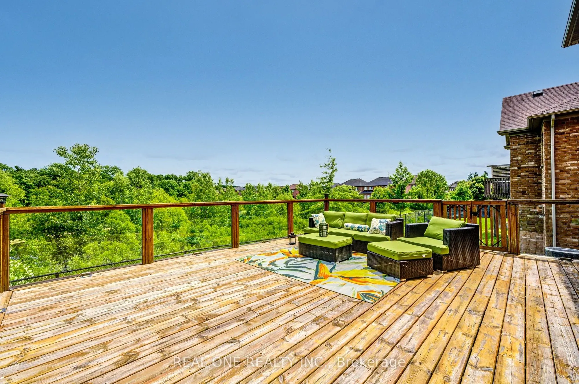 112 Sutherland Crescent