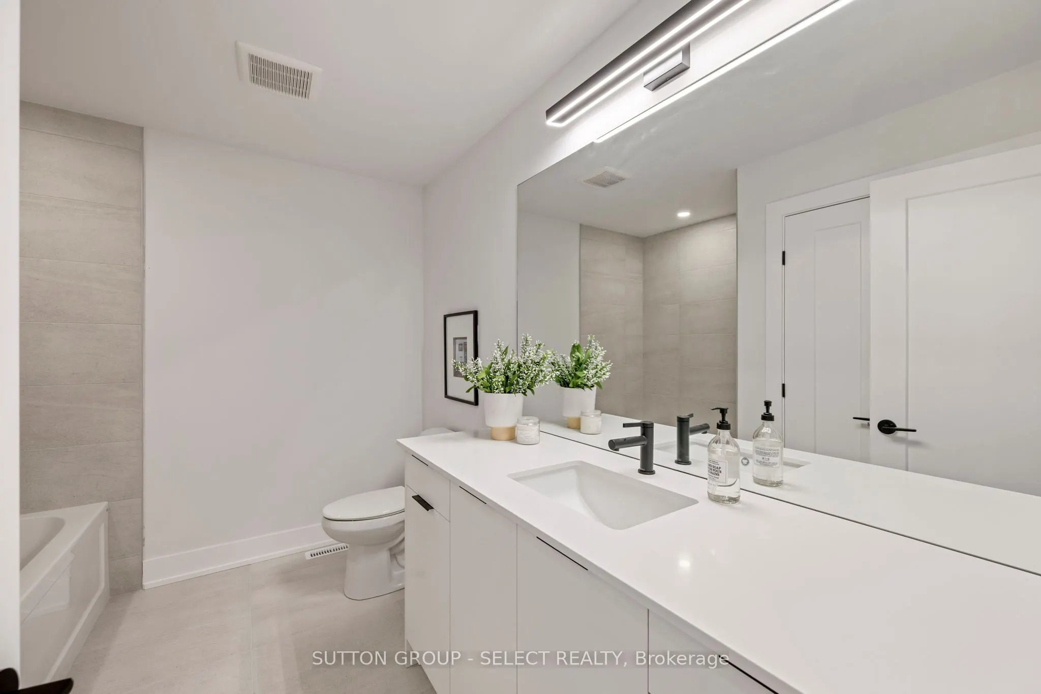 1175 Riverbend Road, #32