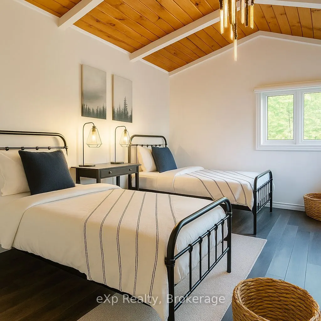 1382 Muskoka Rd 169 N