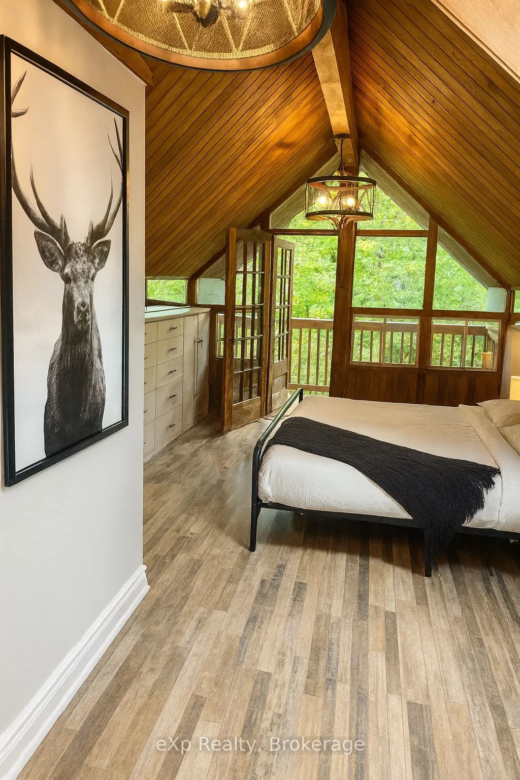 1382 Muskoka Rd 169 N