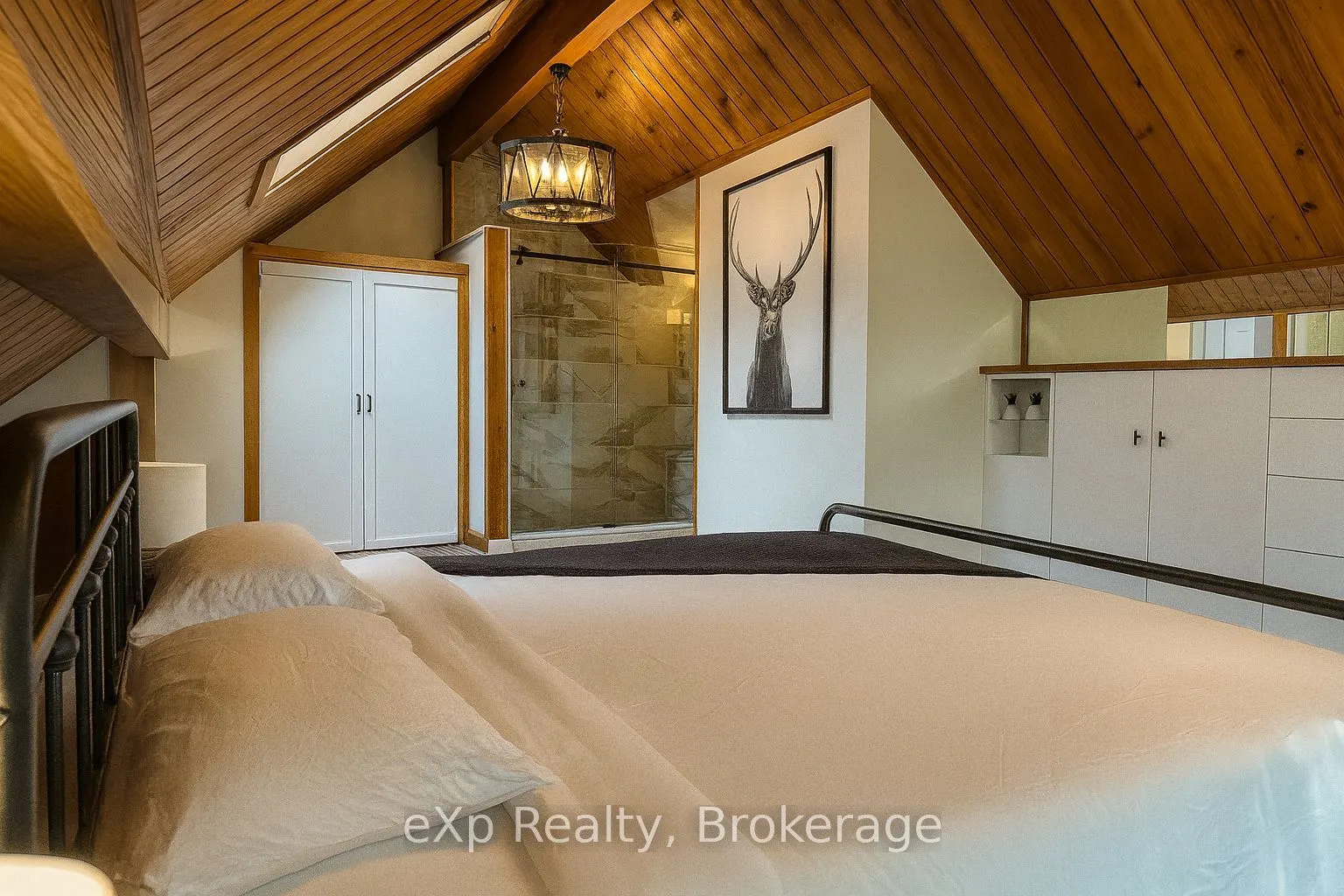 1382 Muskoka Rd 169 N